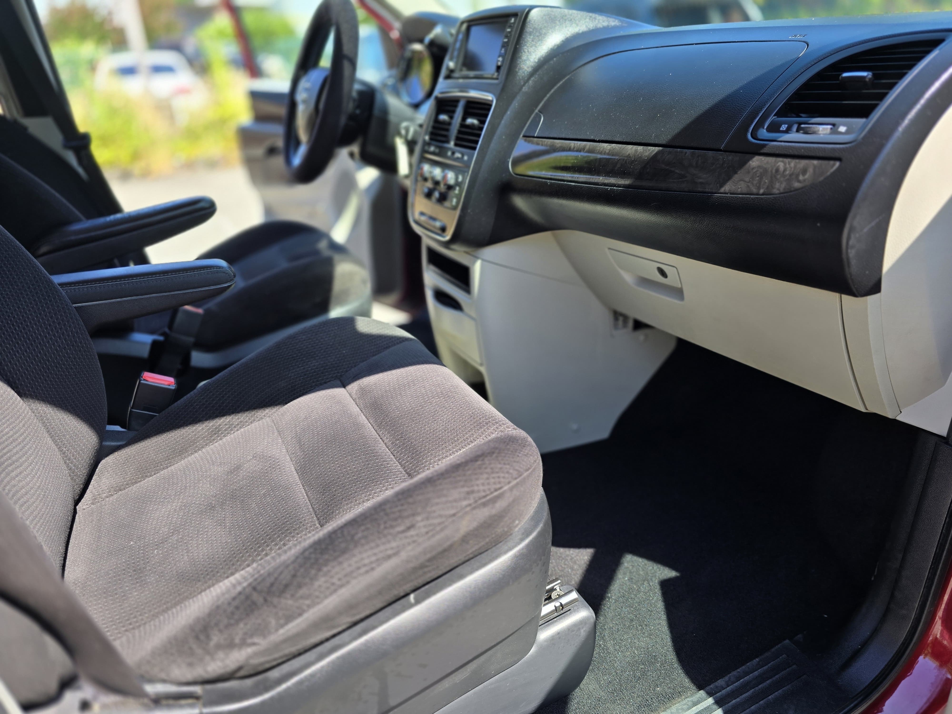 /moryaautosltd/2014-Dodge-GrandCaravan-16496405563826833.jpg
