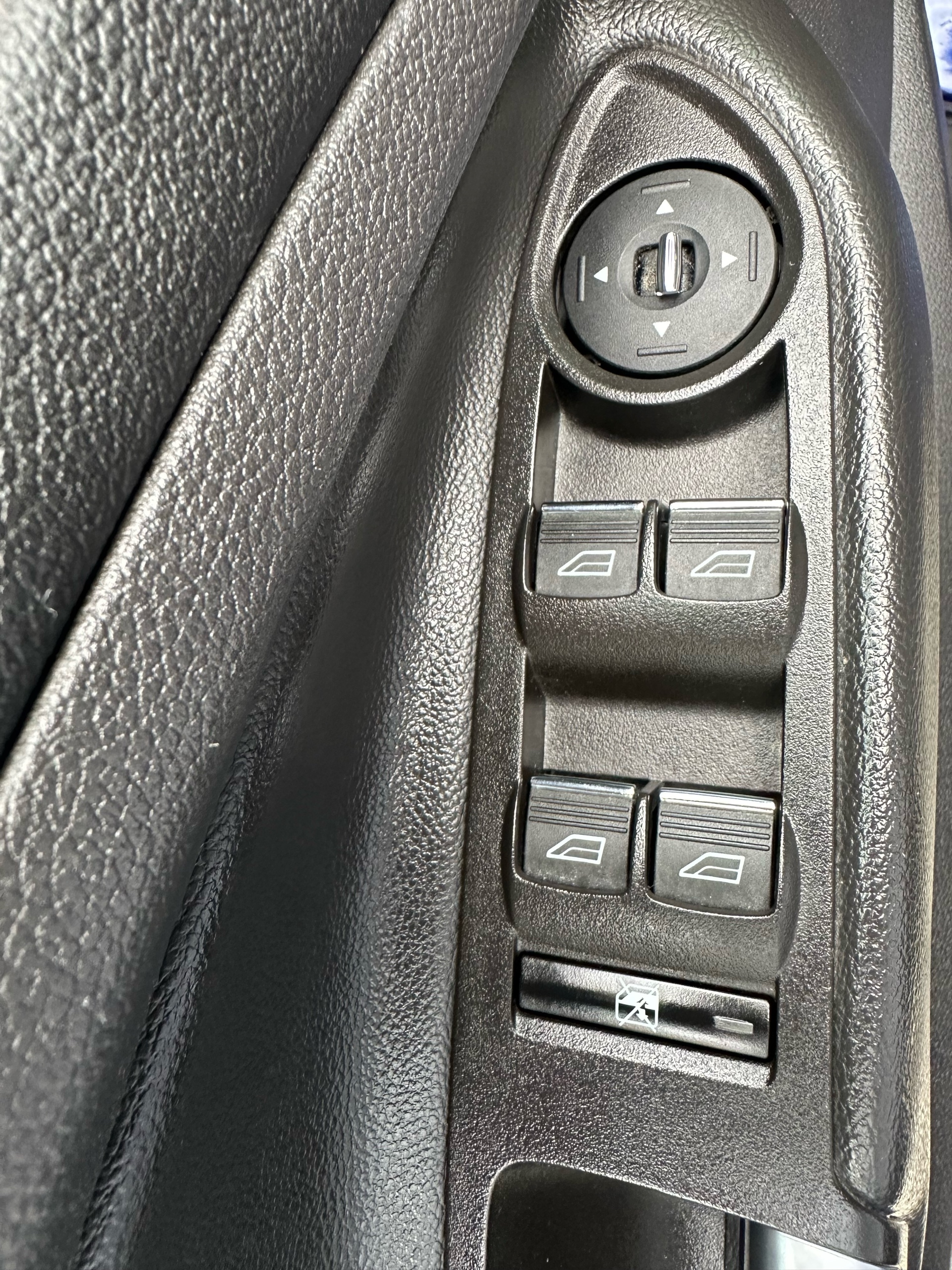 /moryaautosltd/2014-Ford-Escape-4134167995305522.jpg