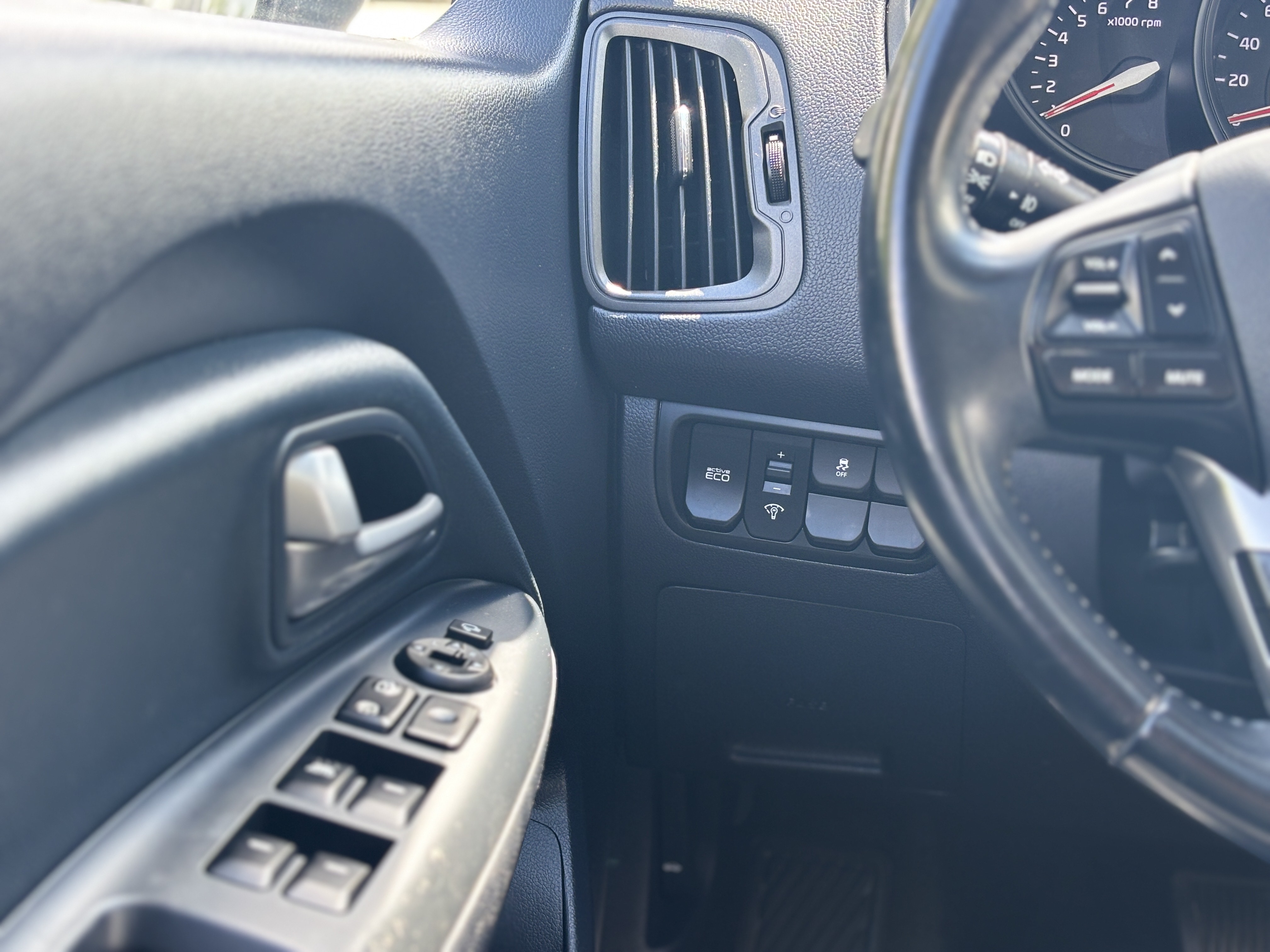/moryaautosltd/2014-Kia-Rio-3912602166727297.jpg