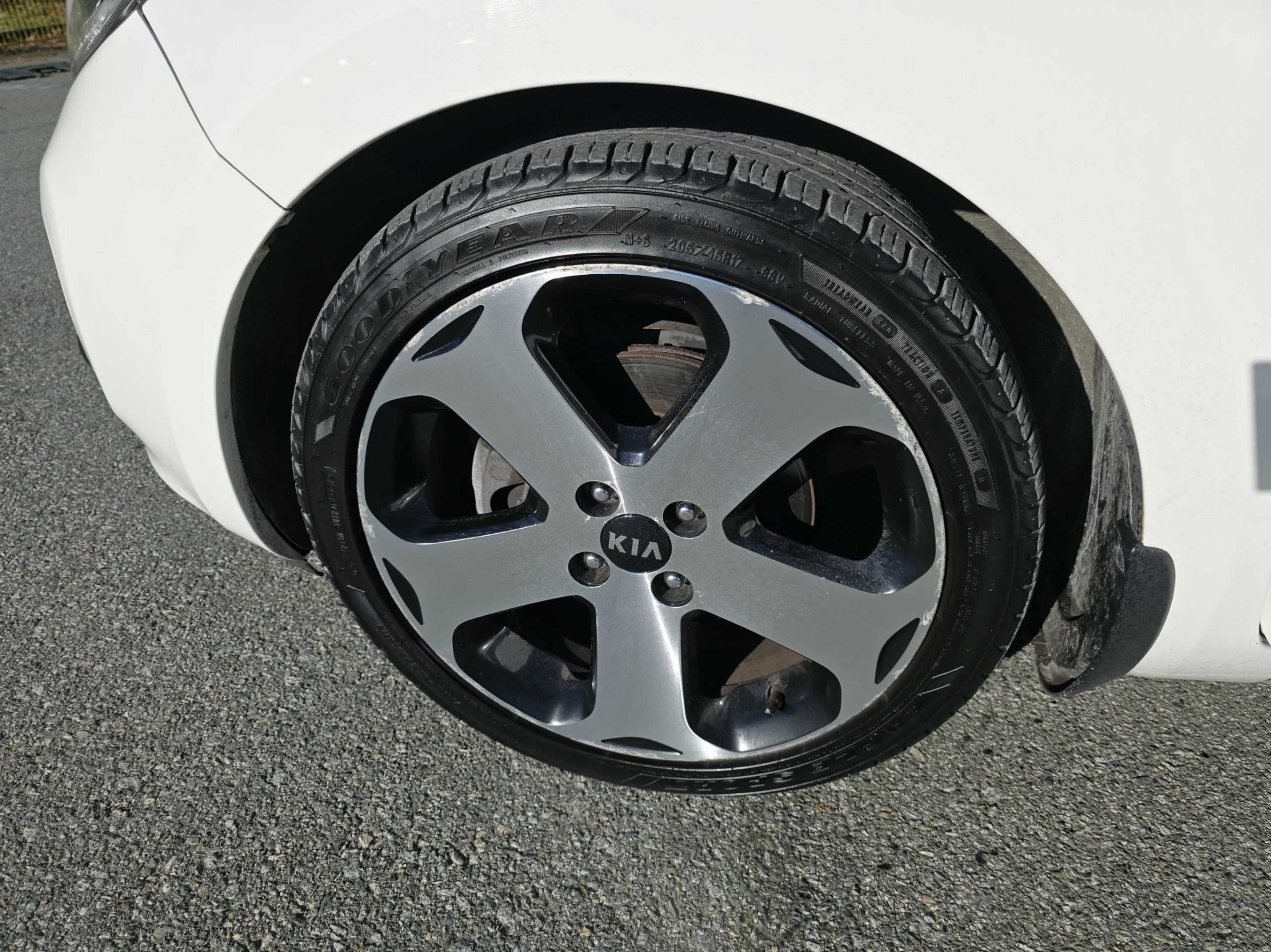 /moryaautosltd/2014-Kia-Rio-6062240339831031.jpg