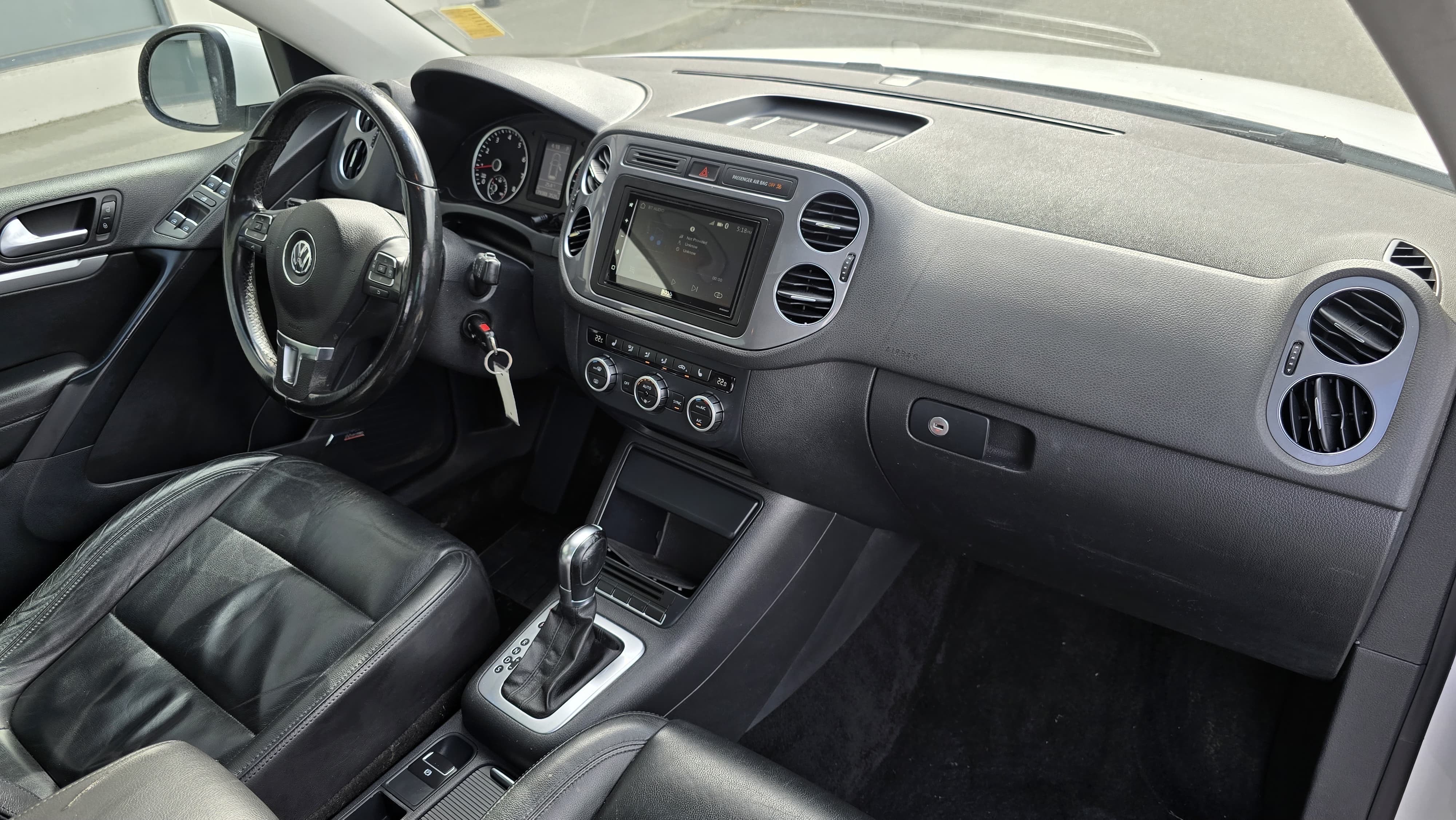 /moryaautosltd/2014-Volkswagen-Tiguan-05783989645724241.jpg