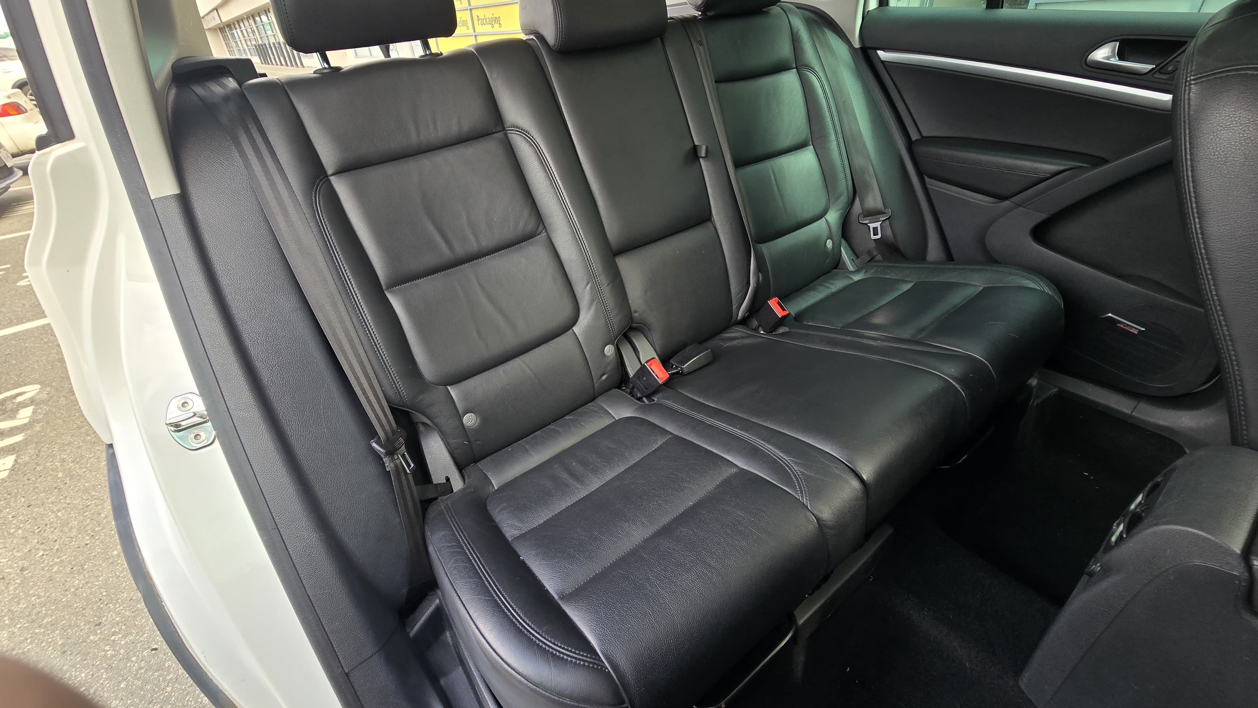 /moryaautosltd/2014-Volkswagen-Tiguan-5749796475859867.jpg
