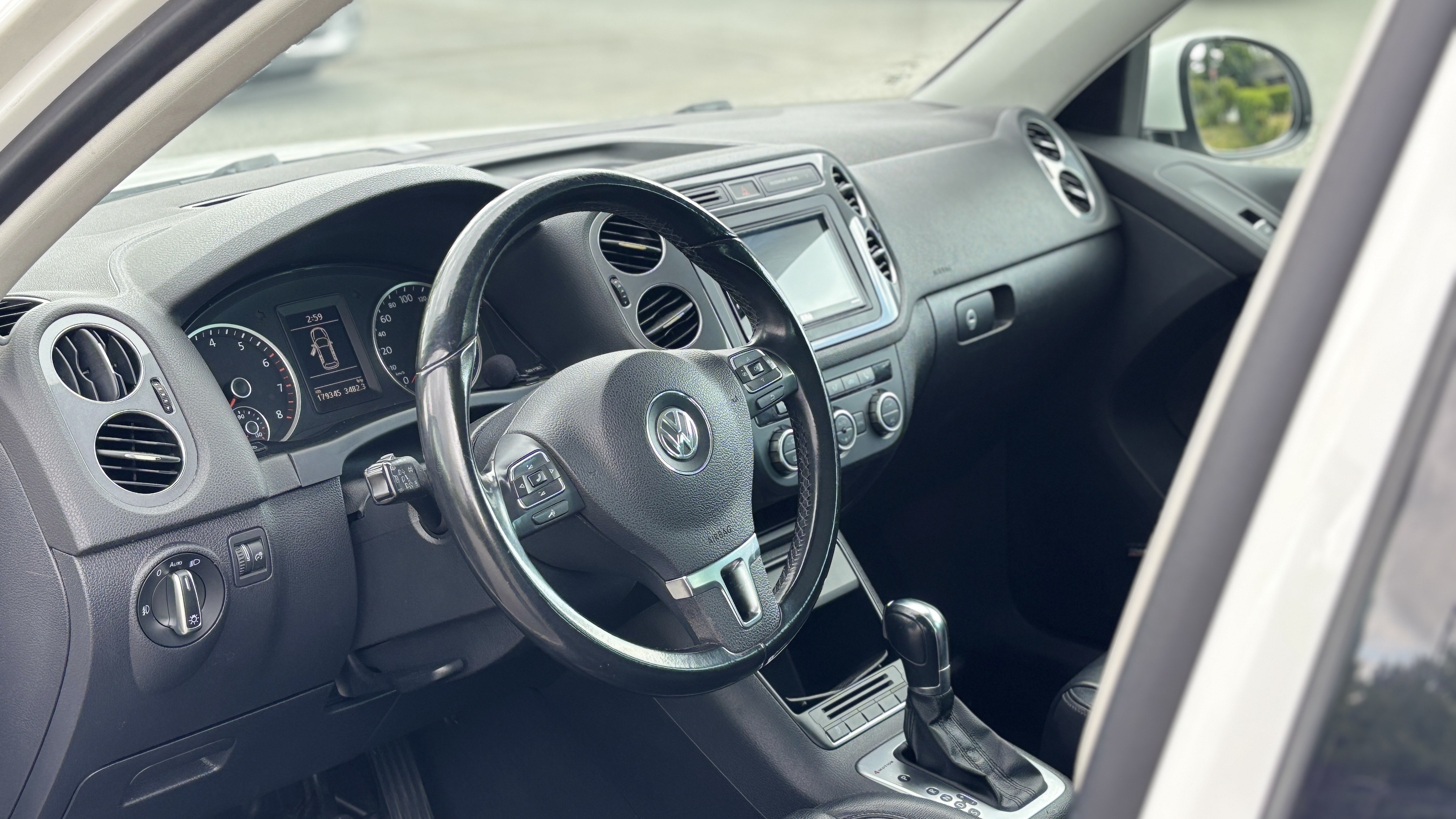/moryaautosltd/2014-Volkswagen-Tiguan-6892553398710544.jpg