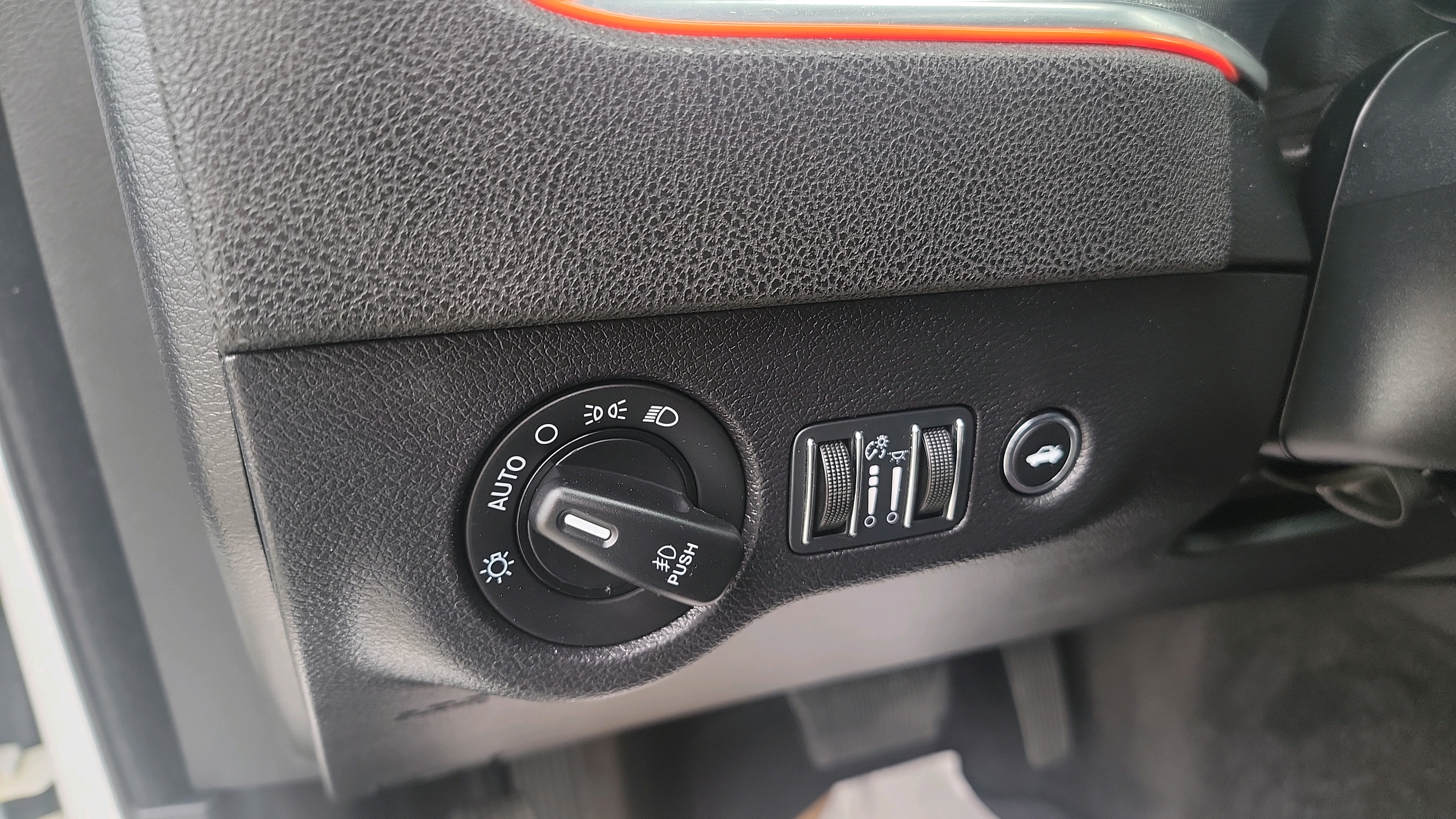 /moryaautosltd/2015-Dodge-Charger-6096921710785035.jpg