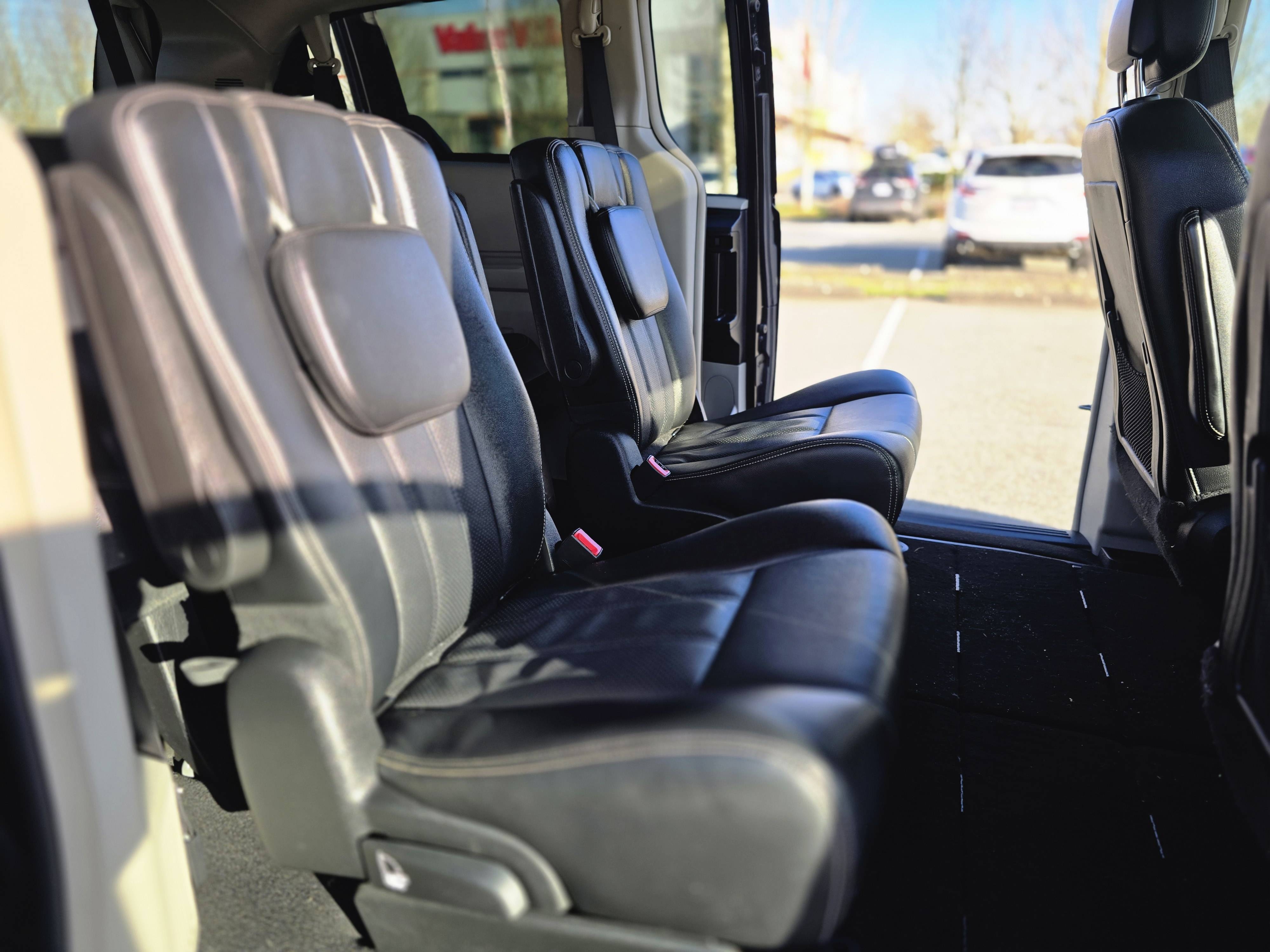 /moryaautosltd/2015-Dodge-GrandCaravan-6542841628054119.jpg