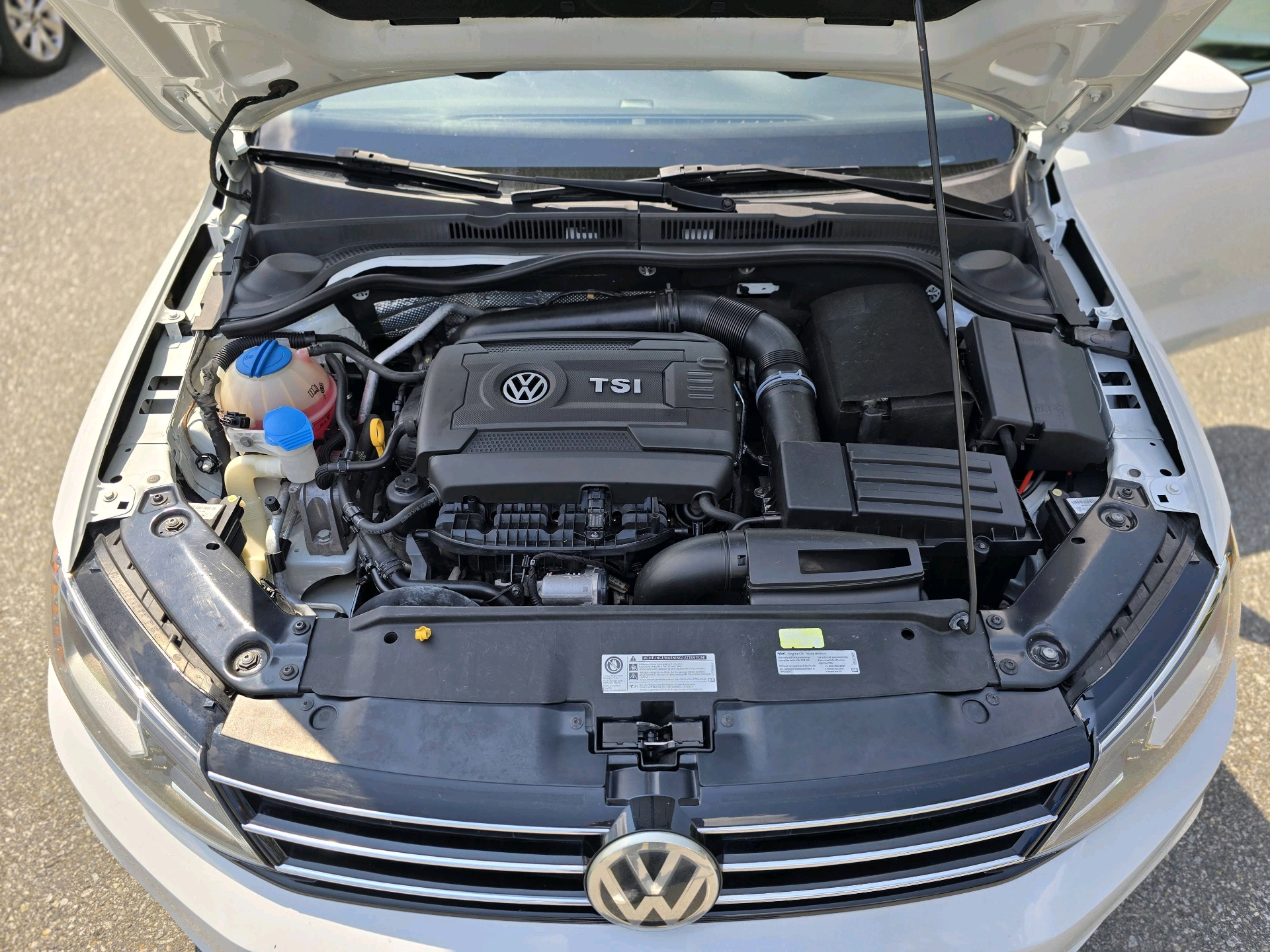 /moryaautosltd/2015-Volkswagen-Jetta-0009718697814440347.jpg