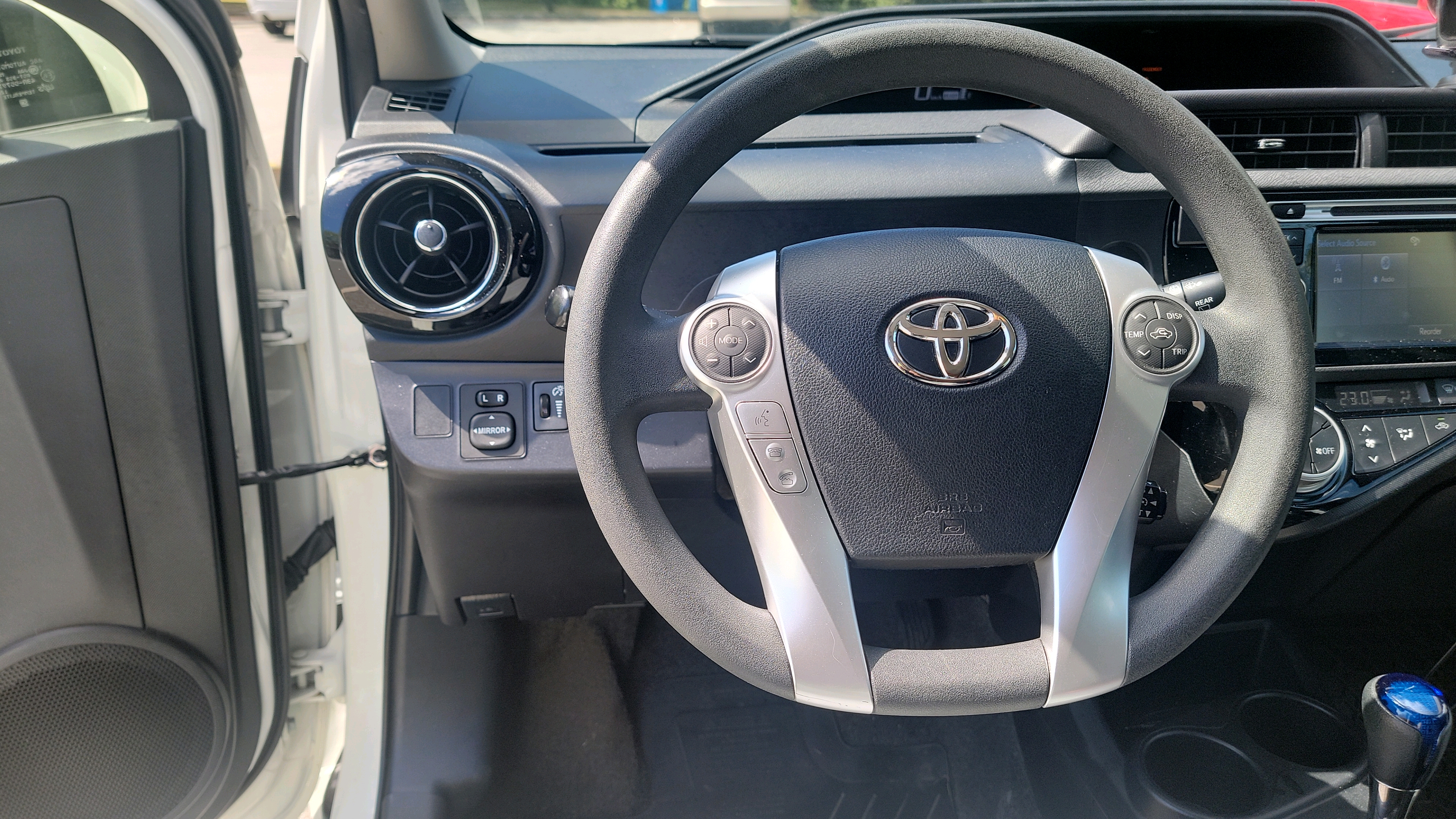 /moryaautosltd/2016-Toyota-Priusc-9318446994293821.jpg