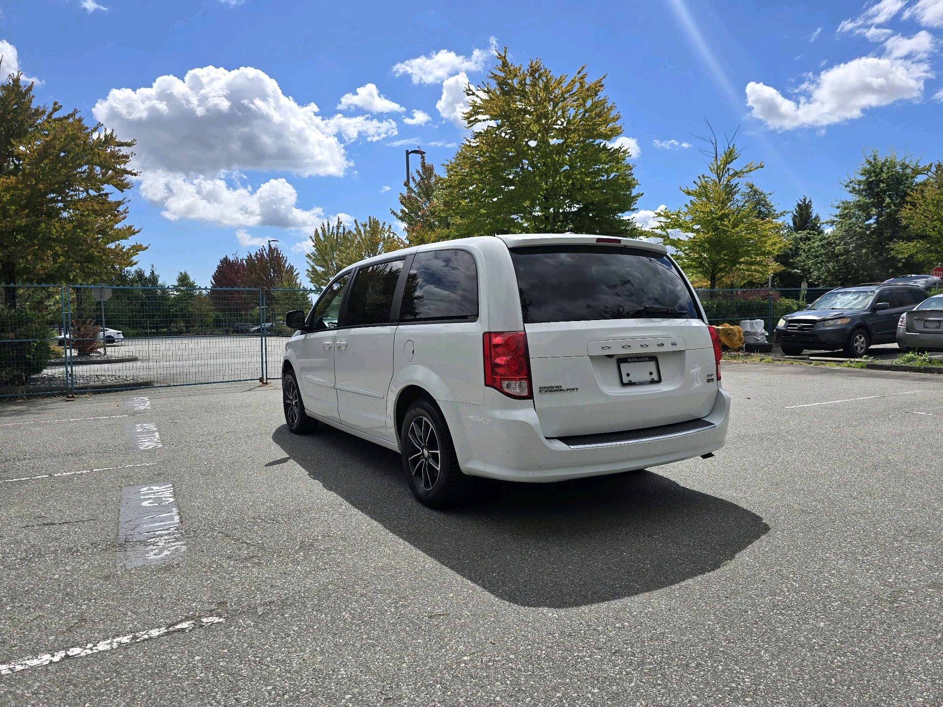 /moryaautosltd/2017-Dodge-GrandCaravan-20655264167371845.jpg
