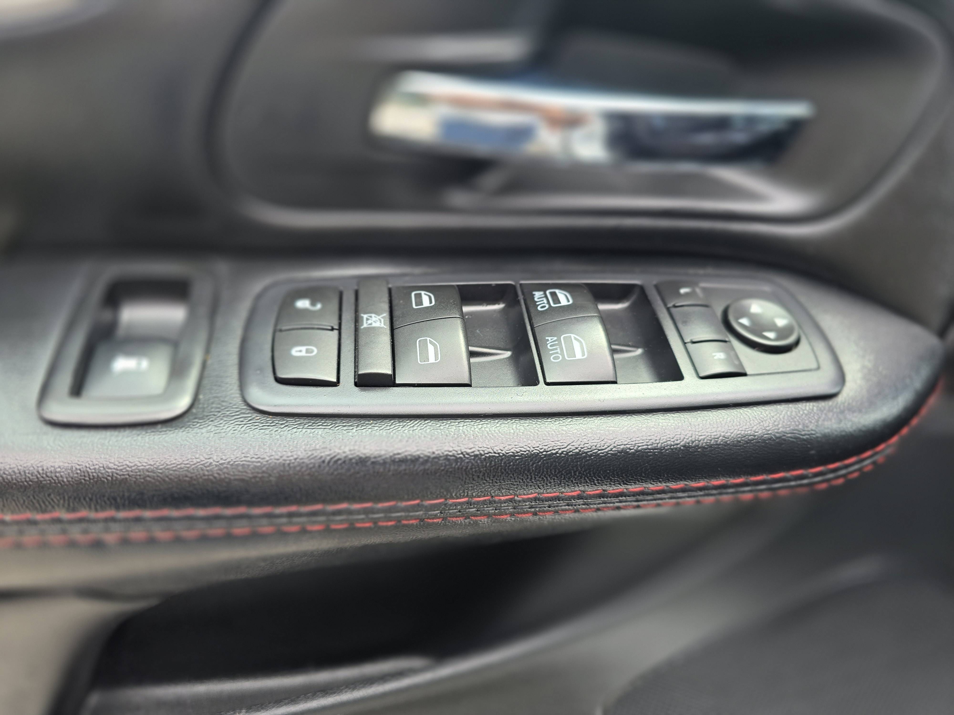 /moryaautosltd/2017-Dodge-GrandCaravan-9802932802844888.jpg