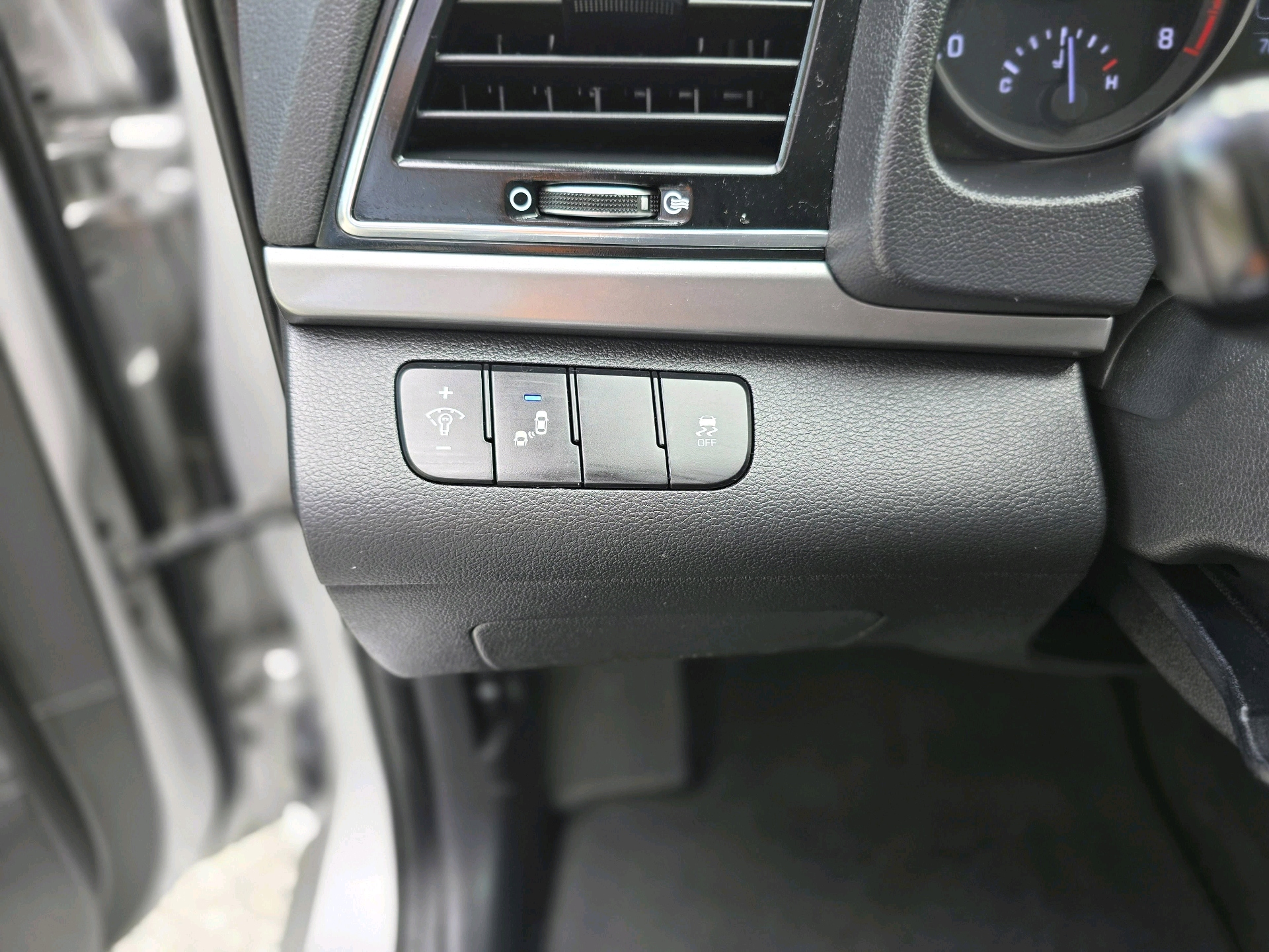 /moryaautosltd/2017-Hyundai-Elantra-05476849064035516.jpg