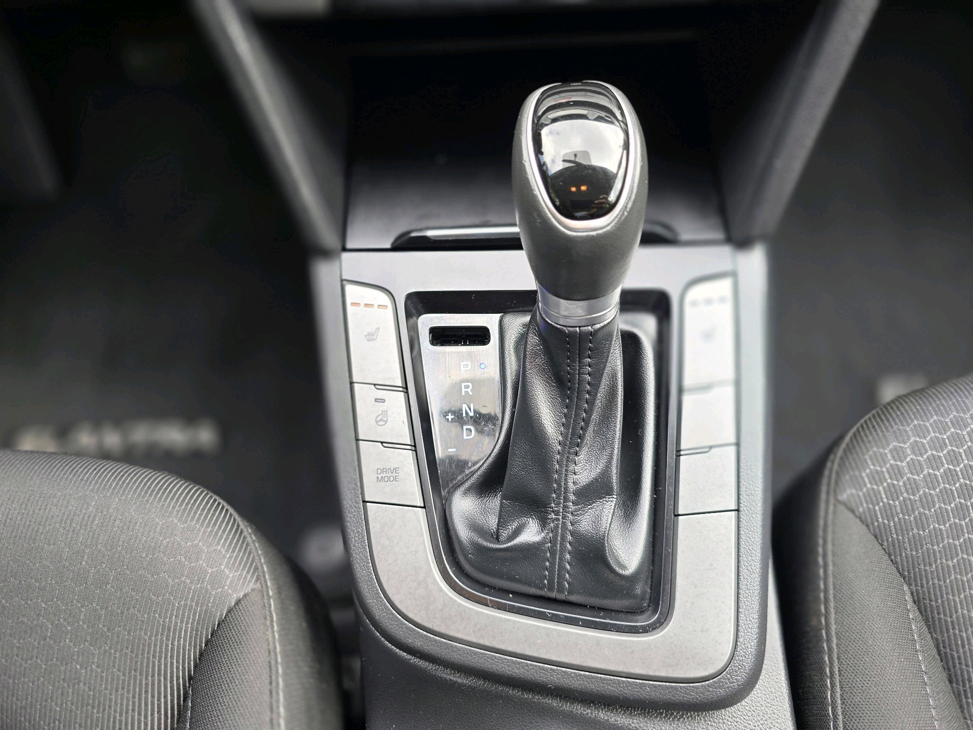 /moryaautosltd/2017-Hyundai-Elantra-2548278671488846.jpg
