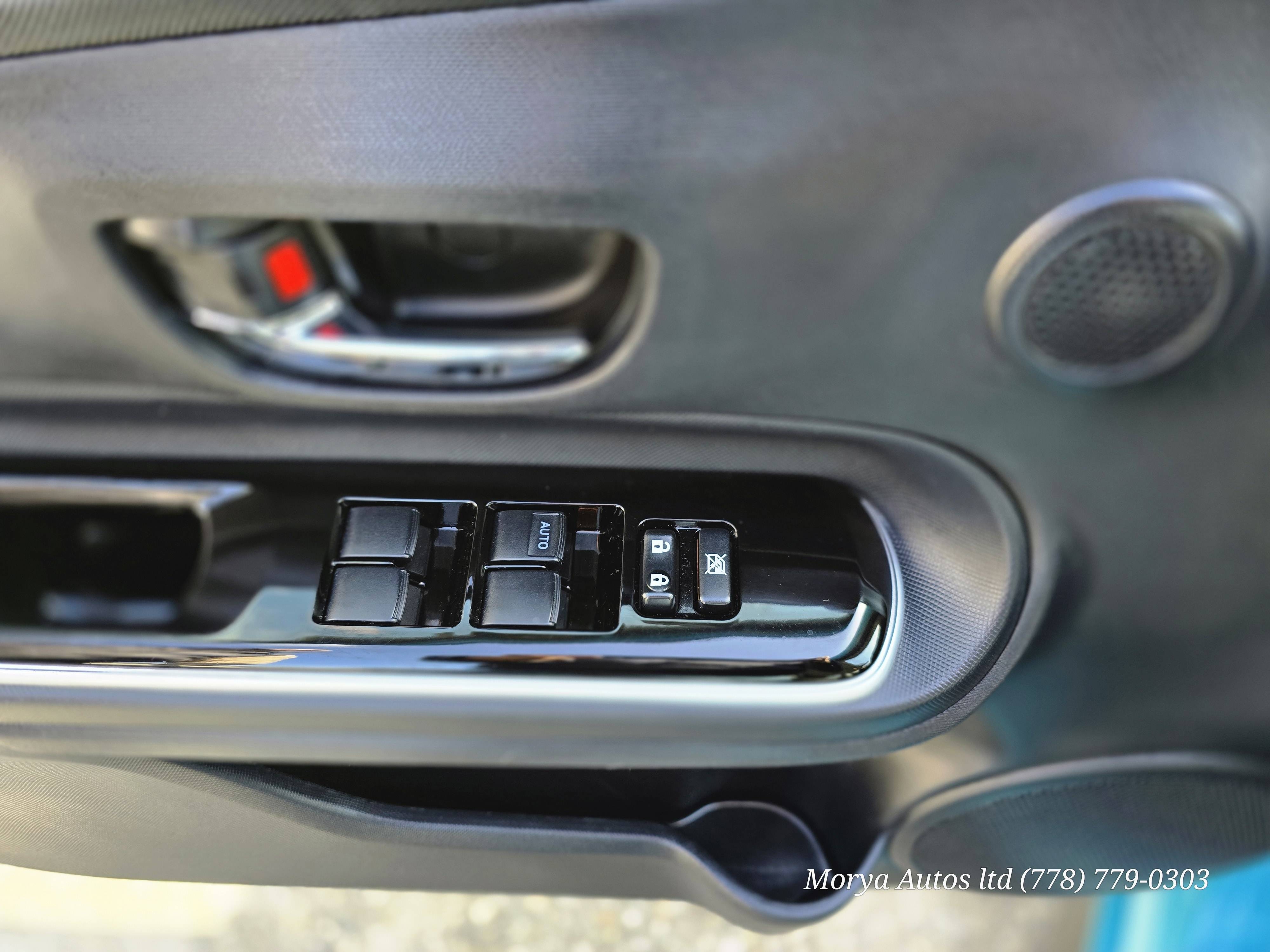 /moryaautosltd/2018-Toyota-PriusC-22340282092024522.jpg