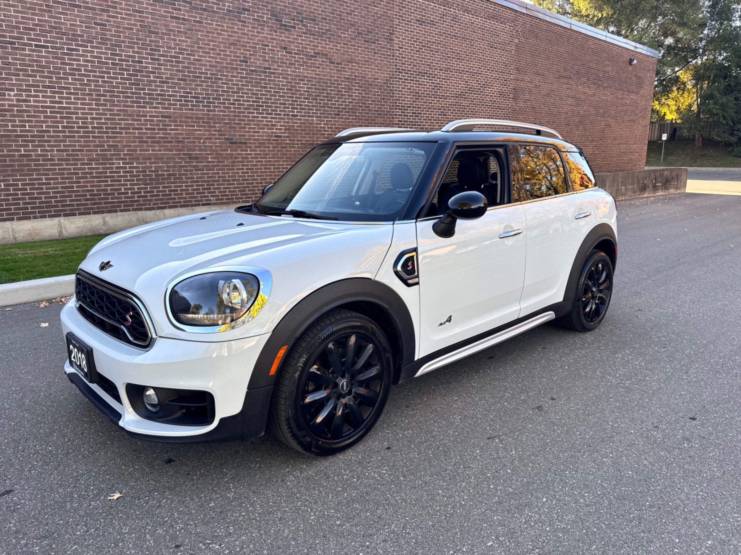 /motorwayautogrouplimited/2017-MINI-CooperHardtop-4884657649925006.jpg