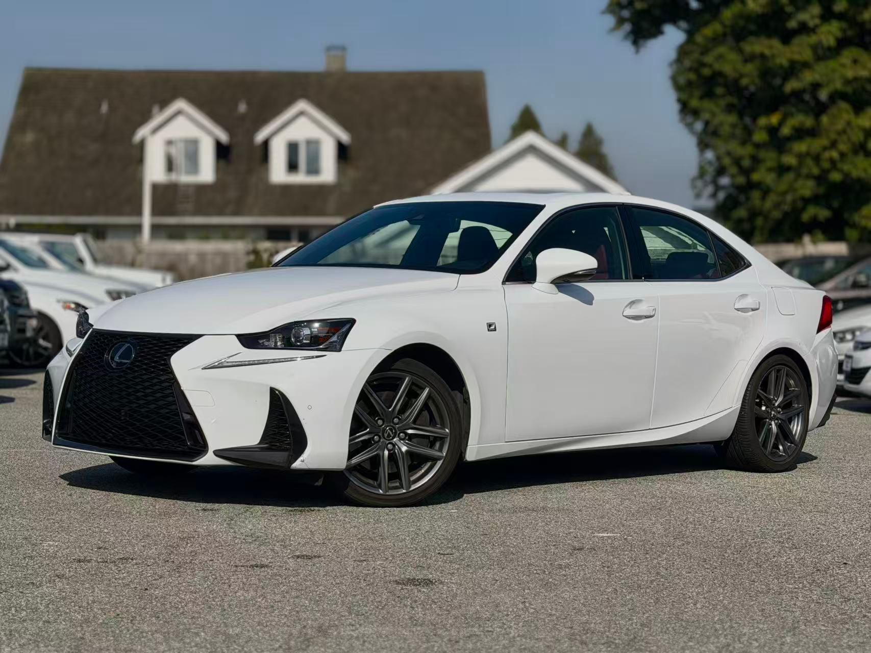2018 Lexus IS