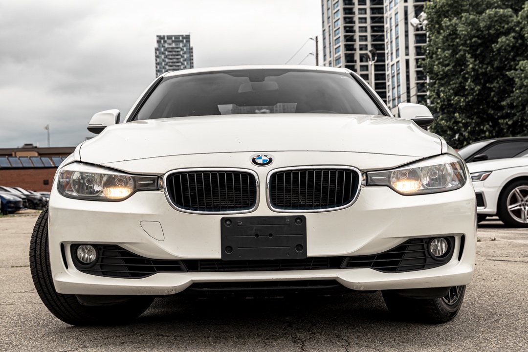 /ontarioqualitymotorsetobicoke/2013-BMW-3Series-17627586195200173.jpg
