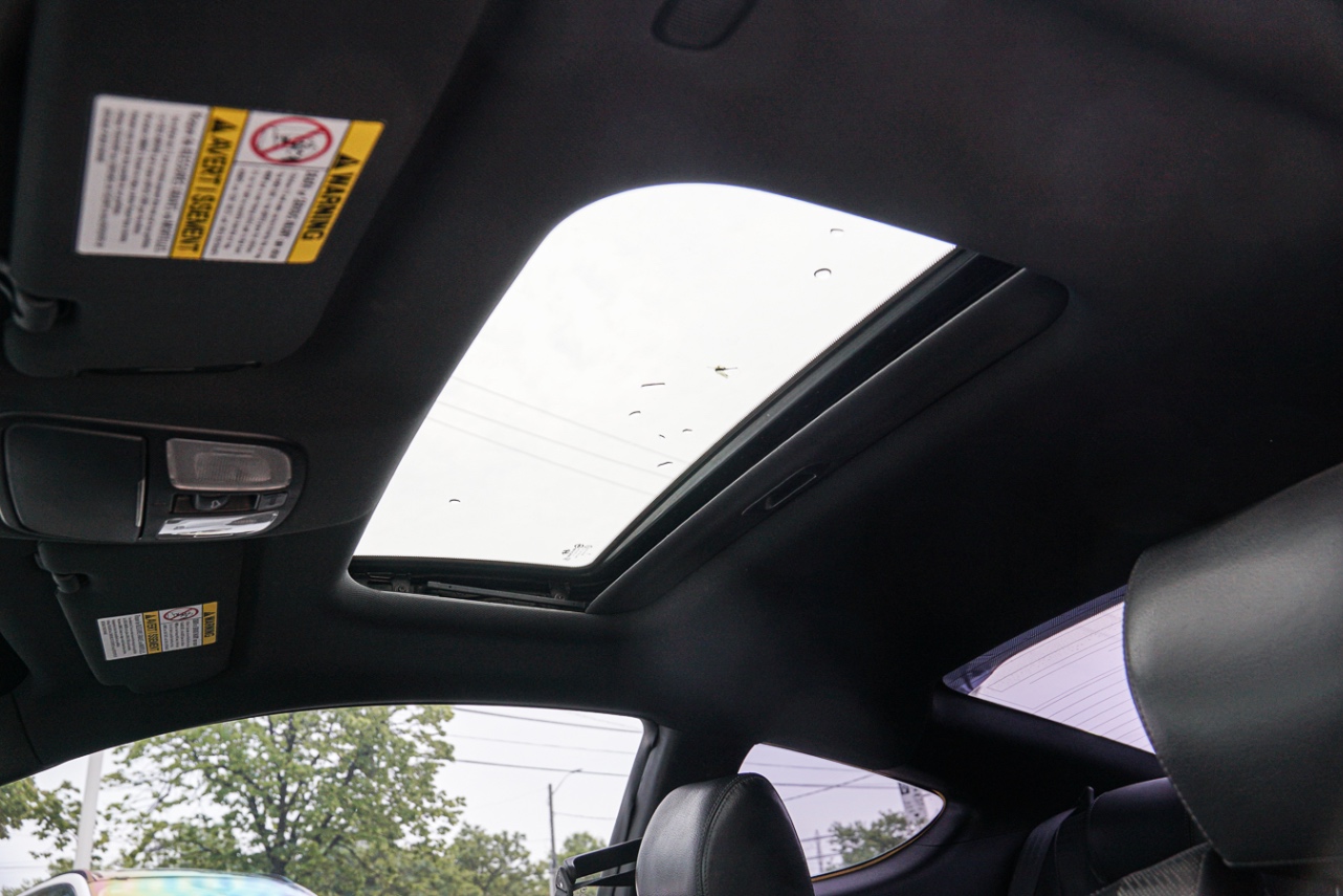 /ontarioqualitymotorsetobicoke/2013-Hyundai-Genesis-018455613472889043.jpg