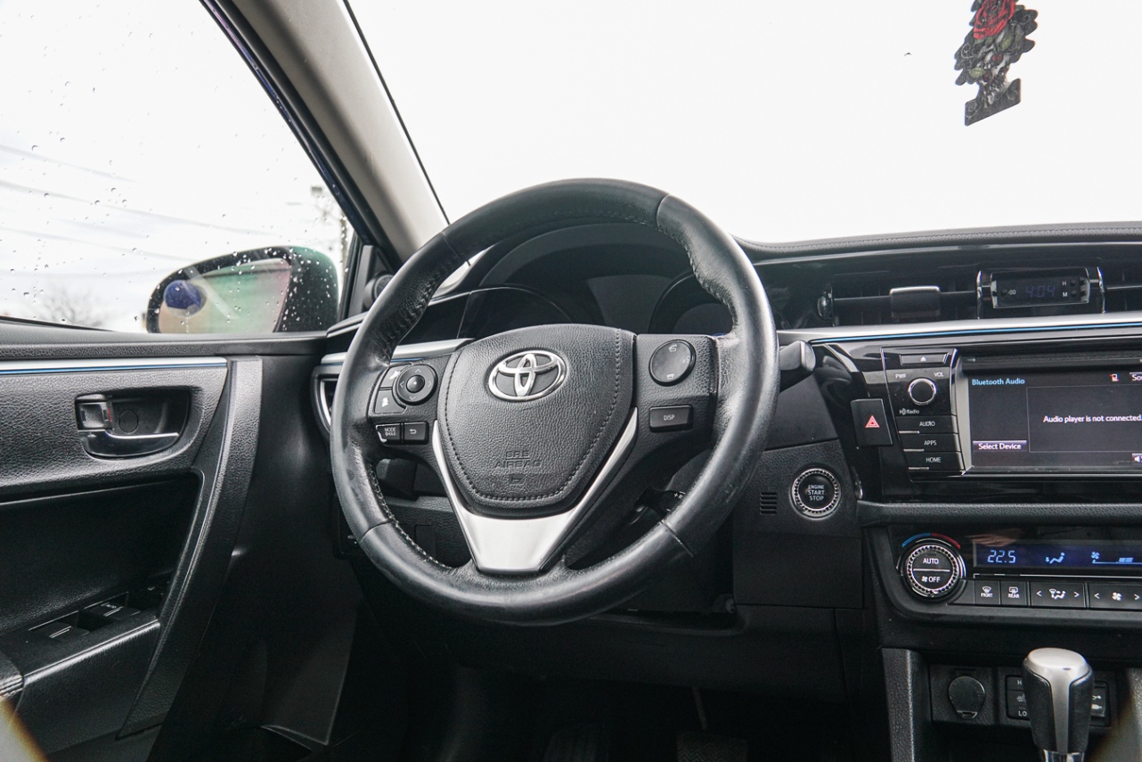 /ontarioqualitymotorsetobicoke/2014-Toyota-Corolla-2377393452612564.jpg