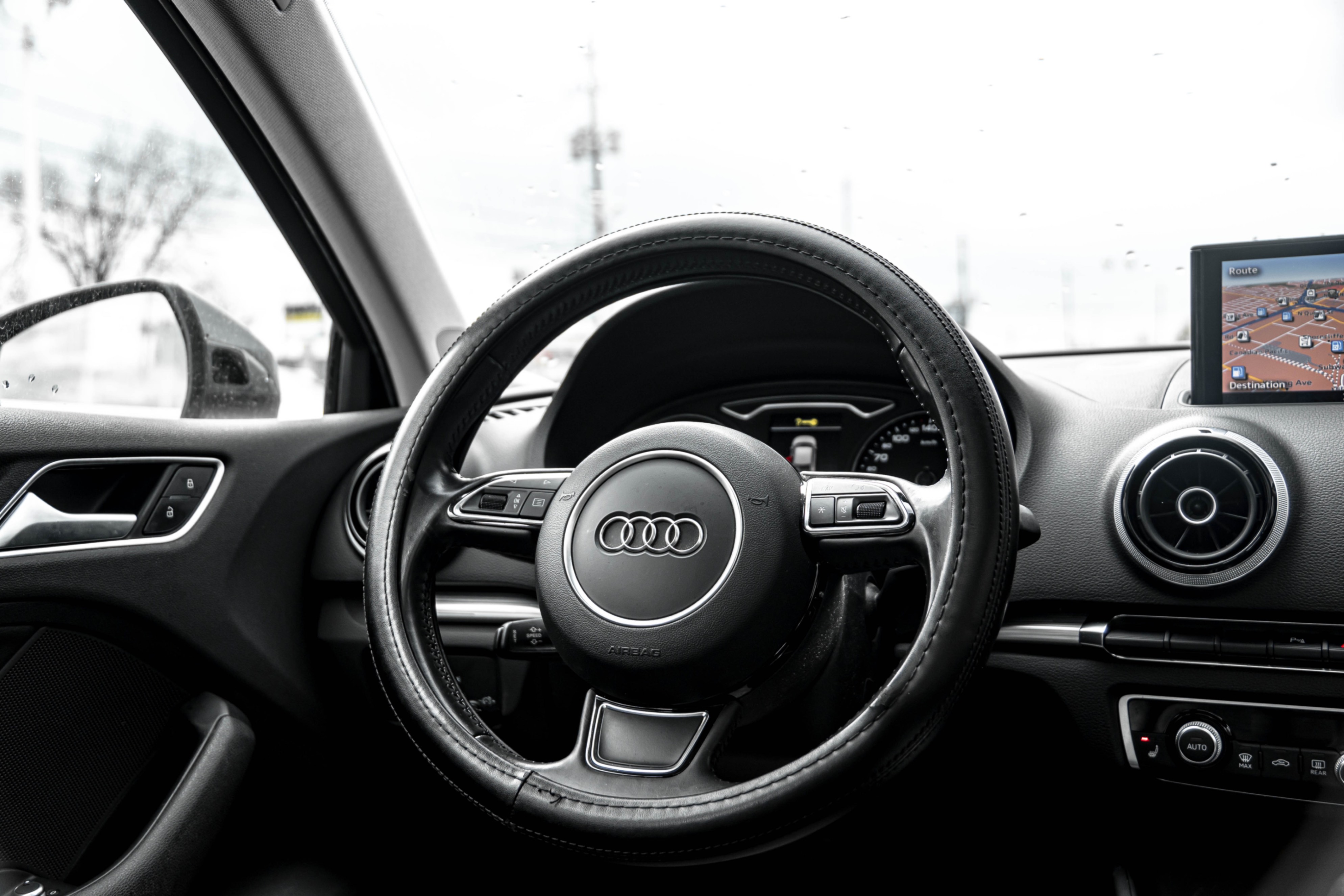 /ontarioqualitymotorsetobicoke/2015-Audi-A3/S3-9138050871570664.jpg
