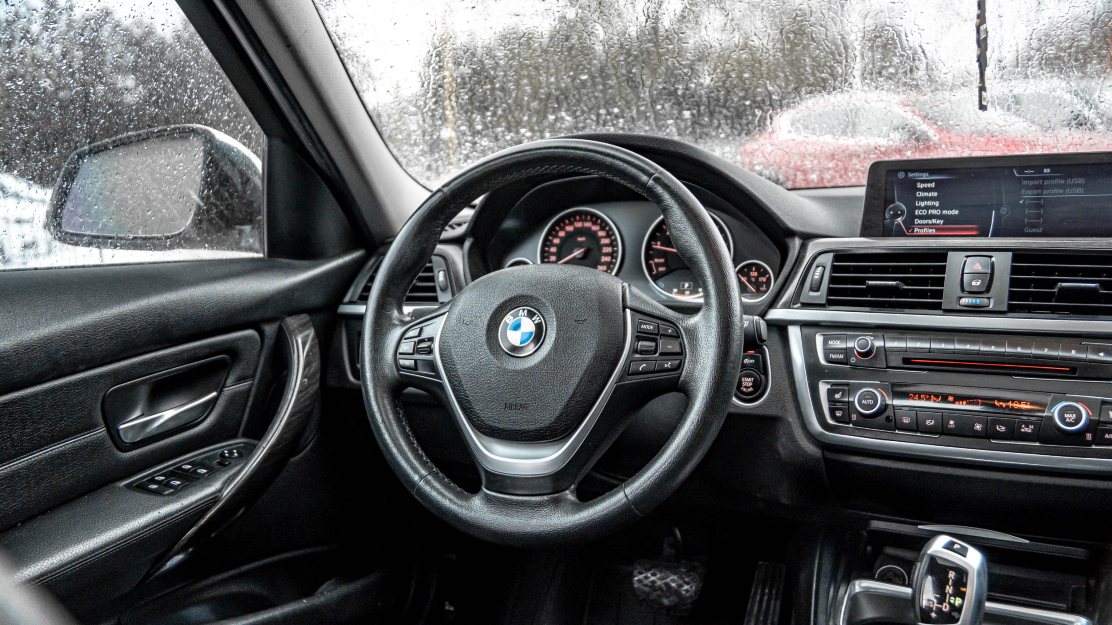 /ontarioqualitymotorsetobicoke/2015-BMW-320-14236824552653338.jpg