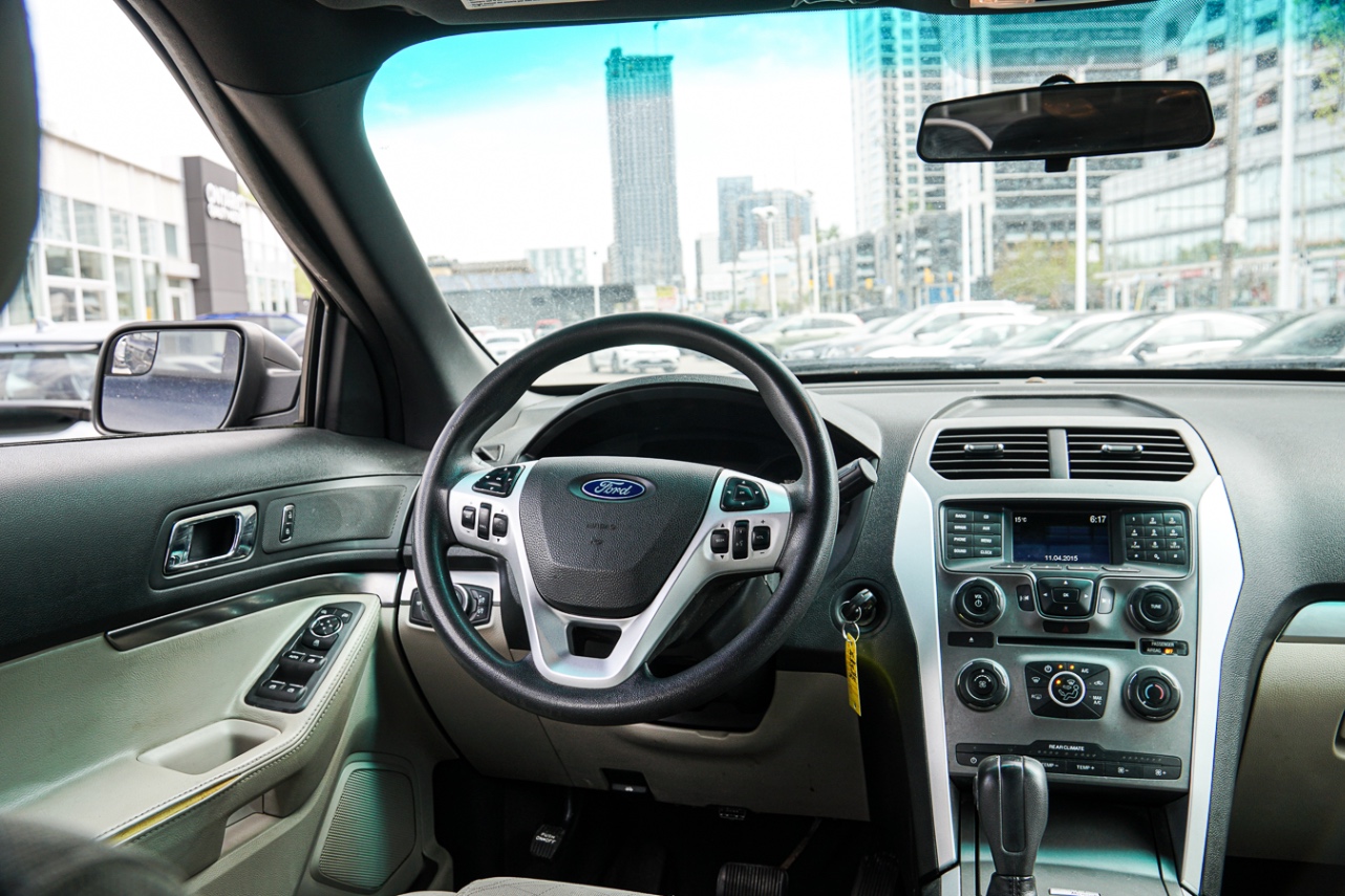 /ontarioqualitymotorsetobicoke/2015-Ford-Explorer-3934076772743418.jpg