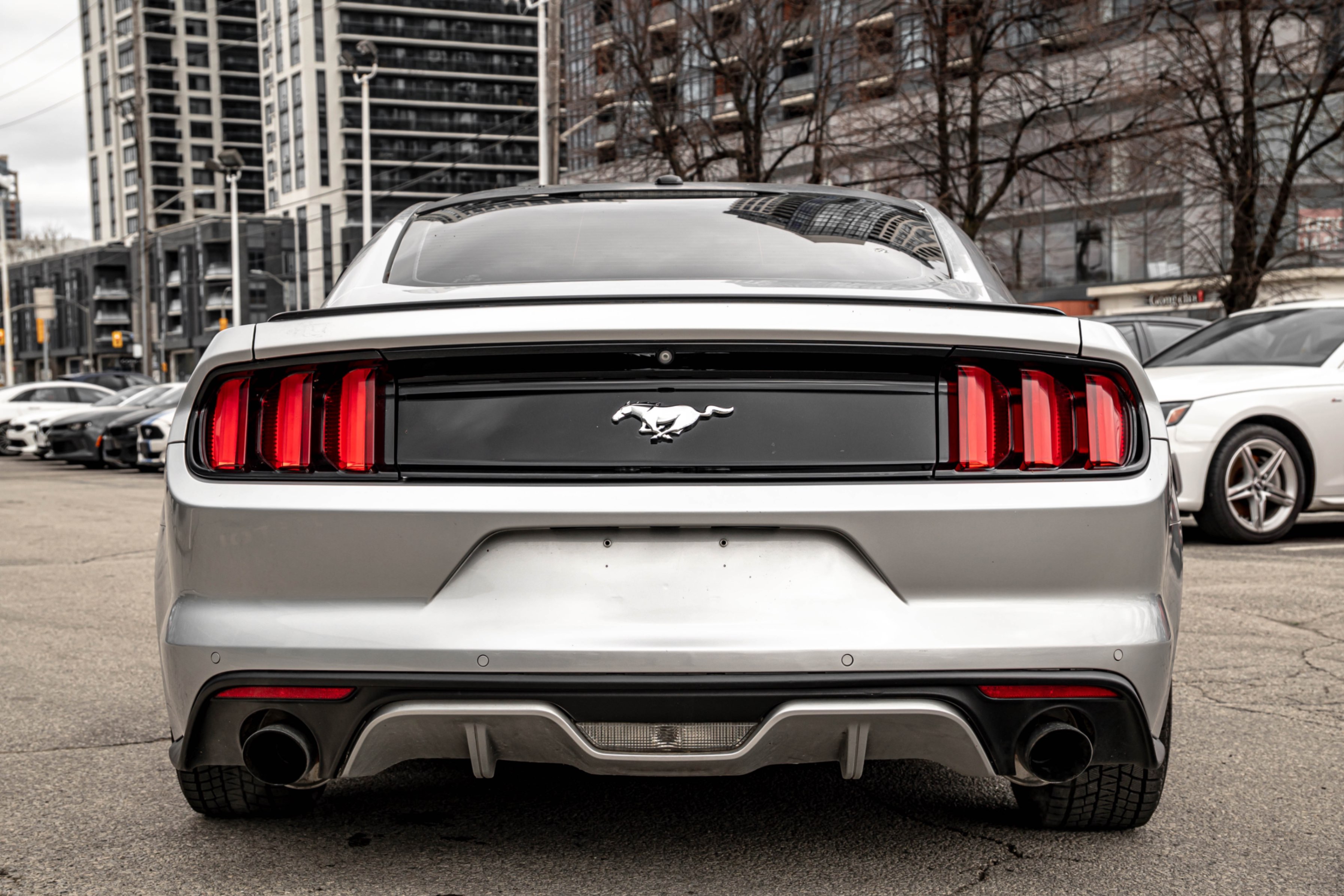 /ontarioqualitymotorsetobicoke/2015-Ford-Mustang-3748632642994554.jpg