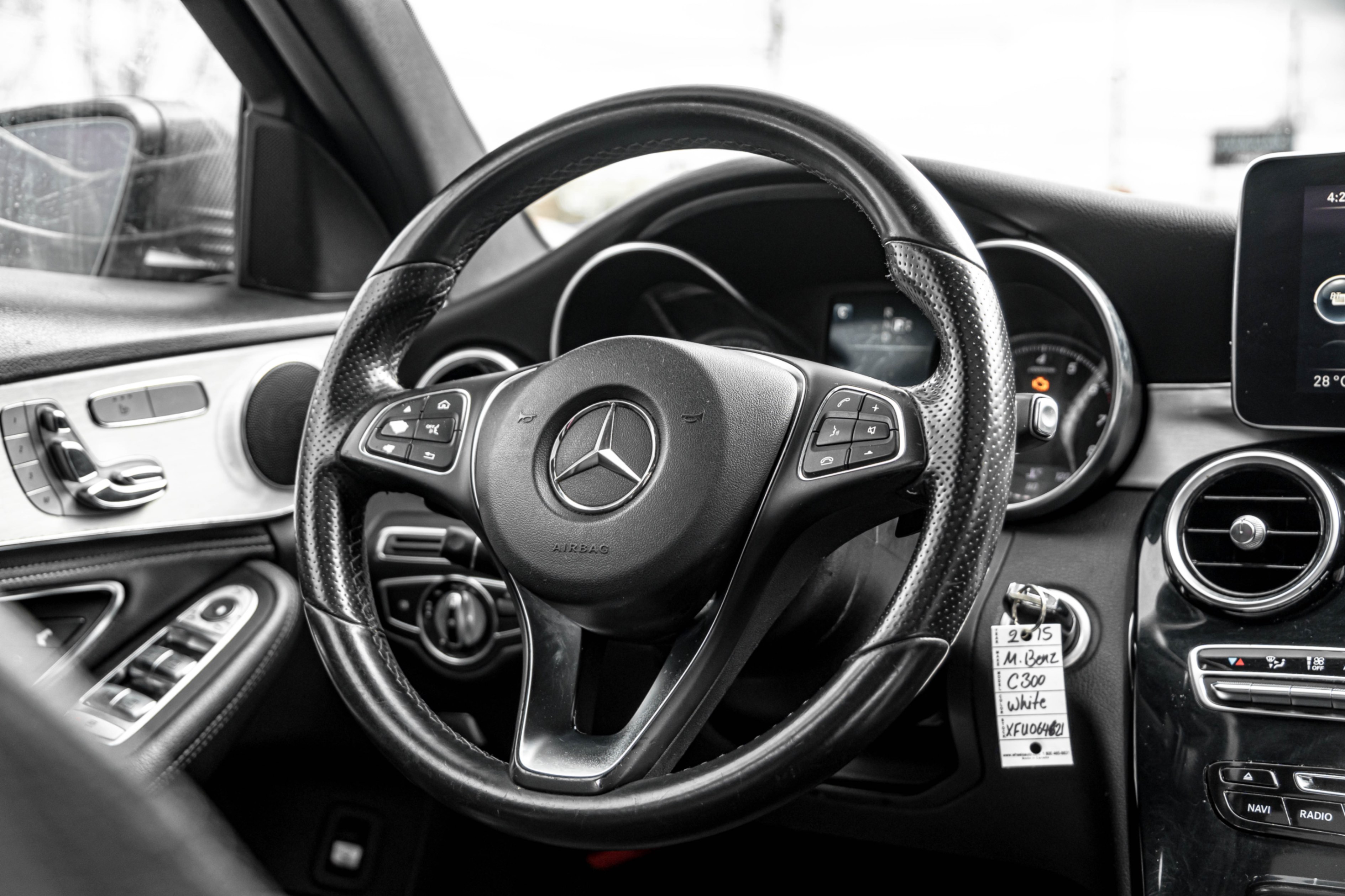 /ontarioqualitymotorsetobicoke/2015-Mercedes-Benz-C-Class-5037730375735494.jpg