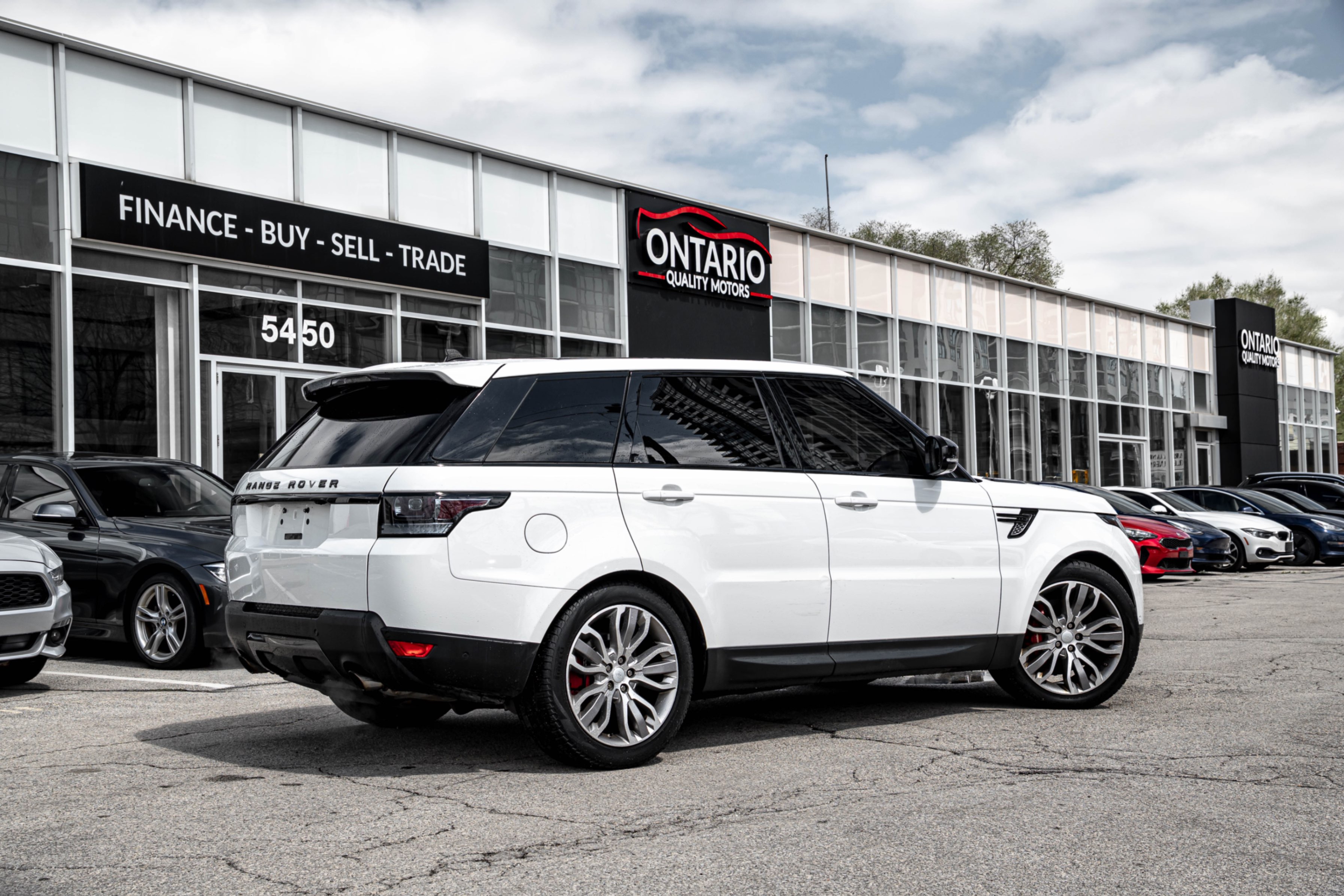 /ontarioqualitymotorsetobicoke/2016-LandRover-RangeRover-9002166456384724.jpg