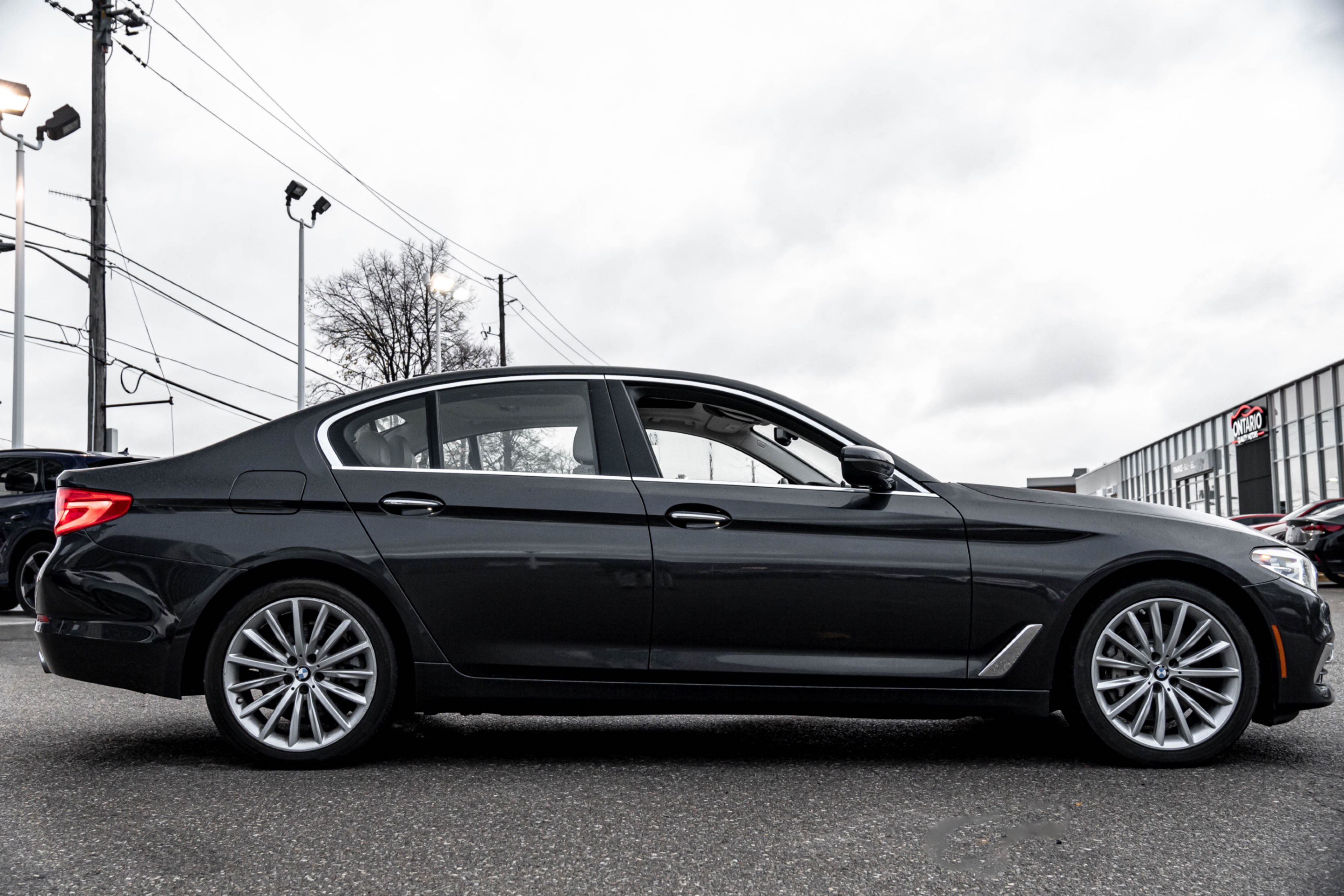 /ontarioqualitymotorsetobicoke/2017-BMW-5Series-1930283984621337.jpg