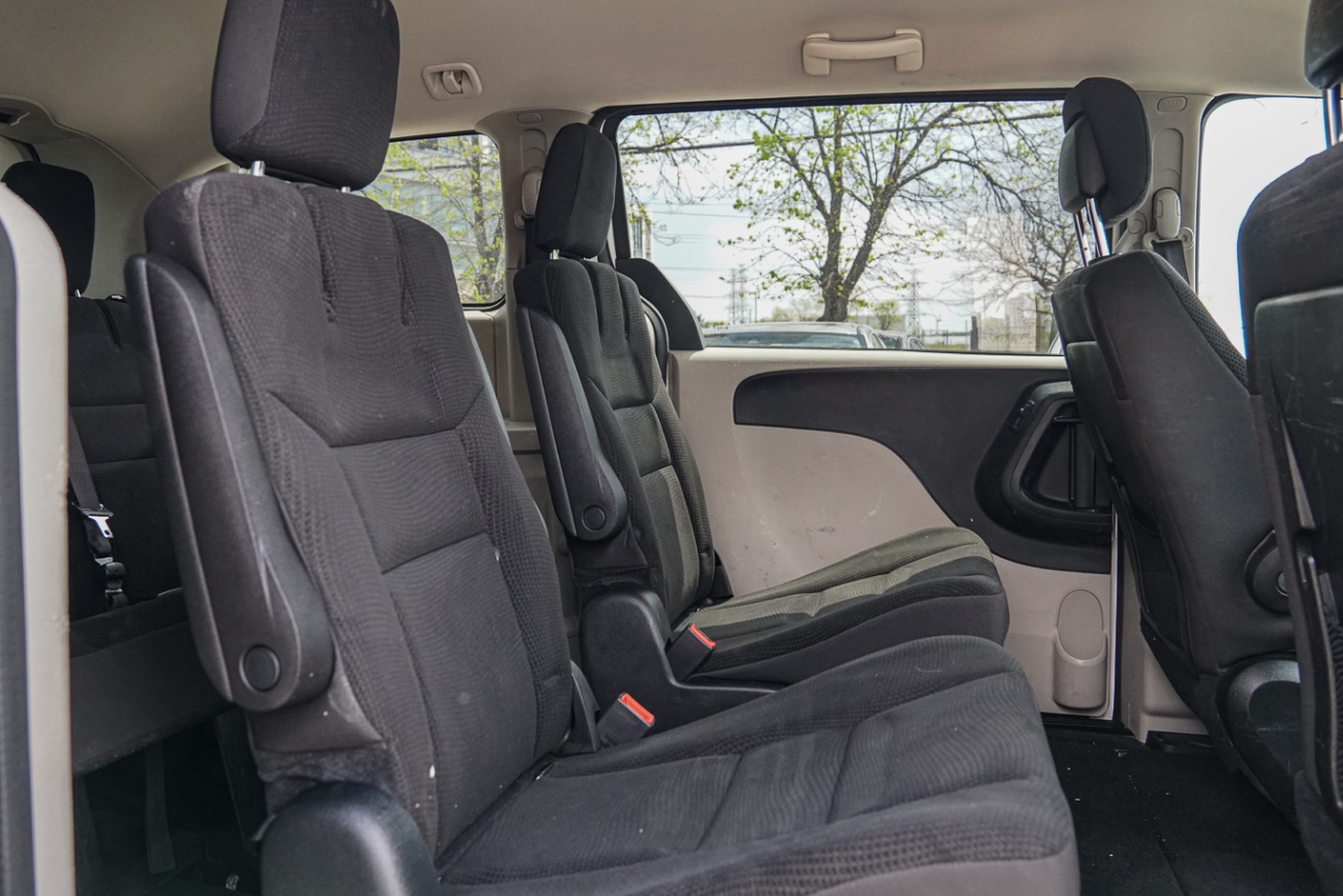 /ontarioqualitymotorsetobicoke/2017-Dodge-GrandCaravan-3775566479554433.jpg