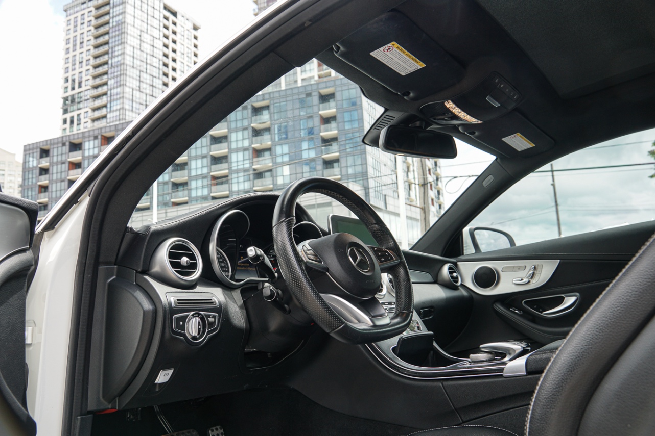/ontarioqualitymotorsetobicoke/2017-Mercedes-Benz-C-Class-21835396819194886.jpg