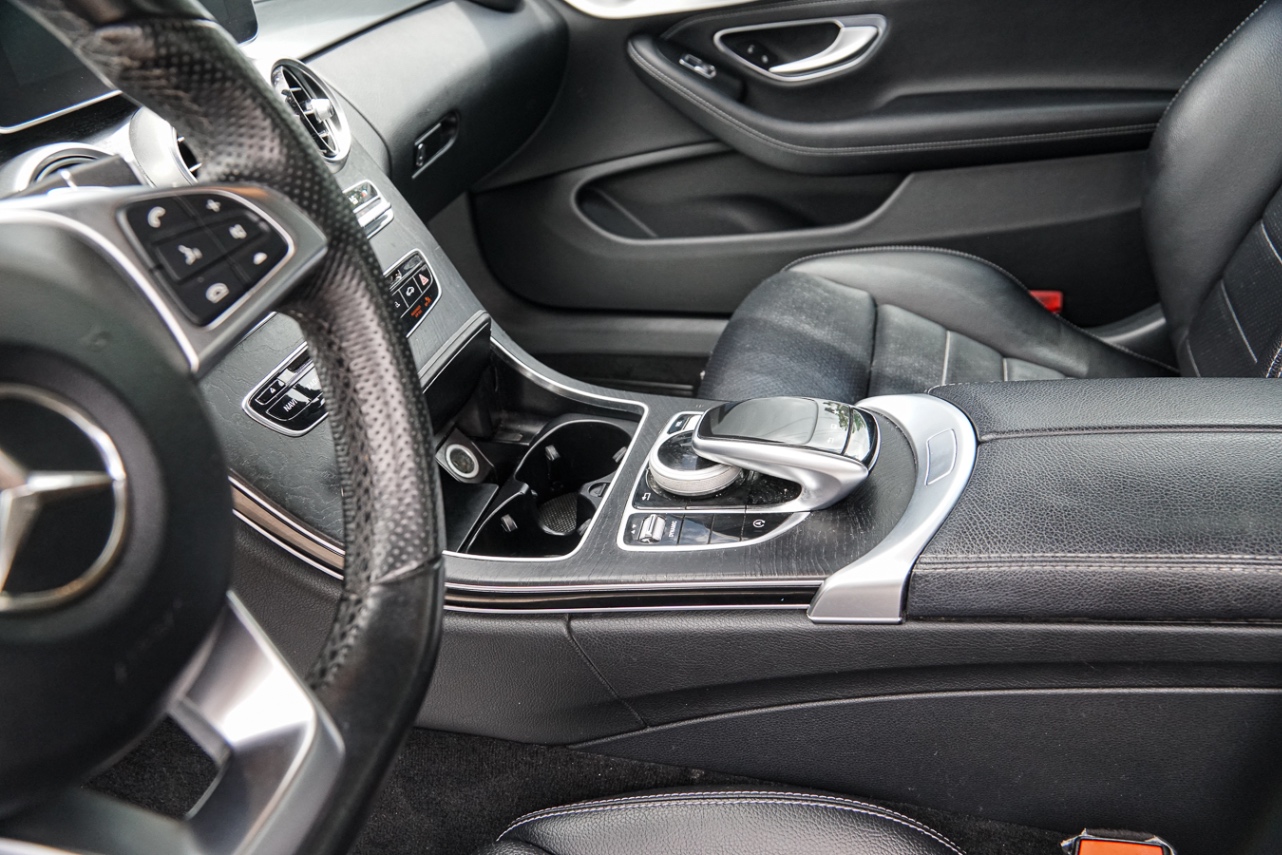 /ontarioqualitymotorsetobicoke/2017-Mercedes-Benz-C-Class-8305260399292973.jpg