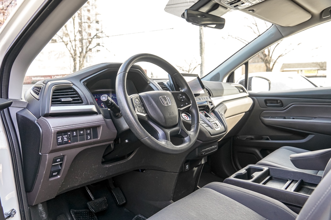 /ontarioqualitymotorsetobicoke/2018-Honda-Odyssey-8705157205806737.jpg