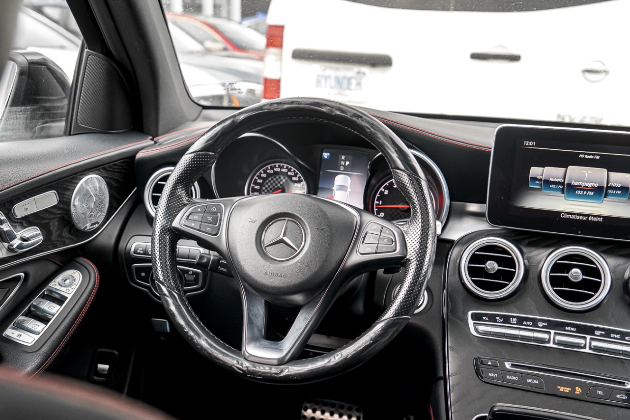 /ontarioqualitymotorsetobicoke/2018-Mercedes-Benz-GLC-class-08369954924638012.jpg