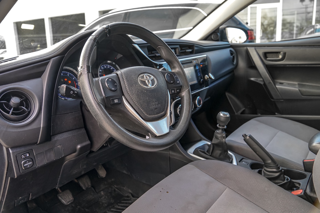 /ontarioqualitymotorsetobicoke/2018-Toyota-Corolla-430878434638303.jpg