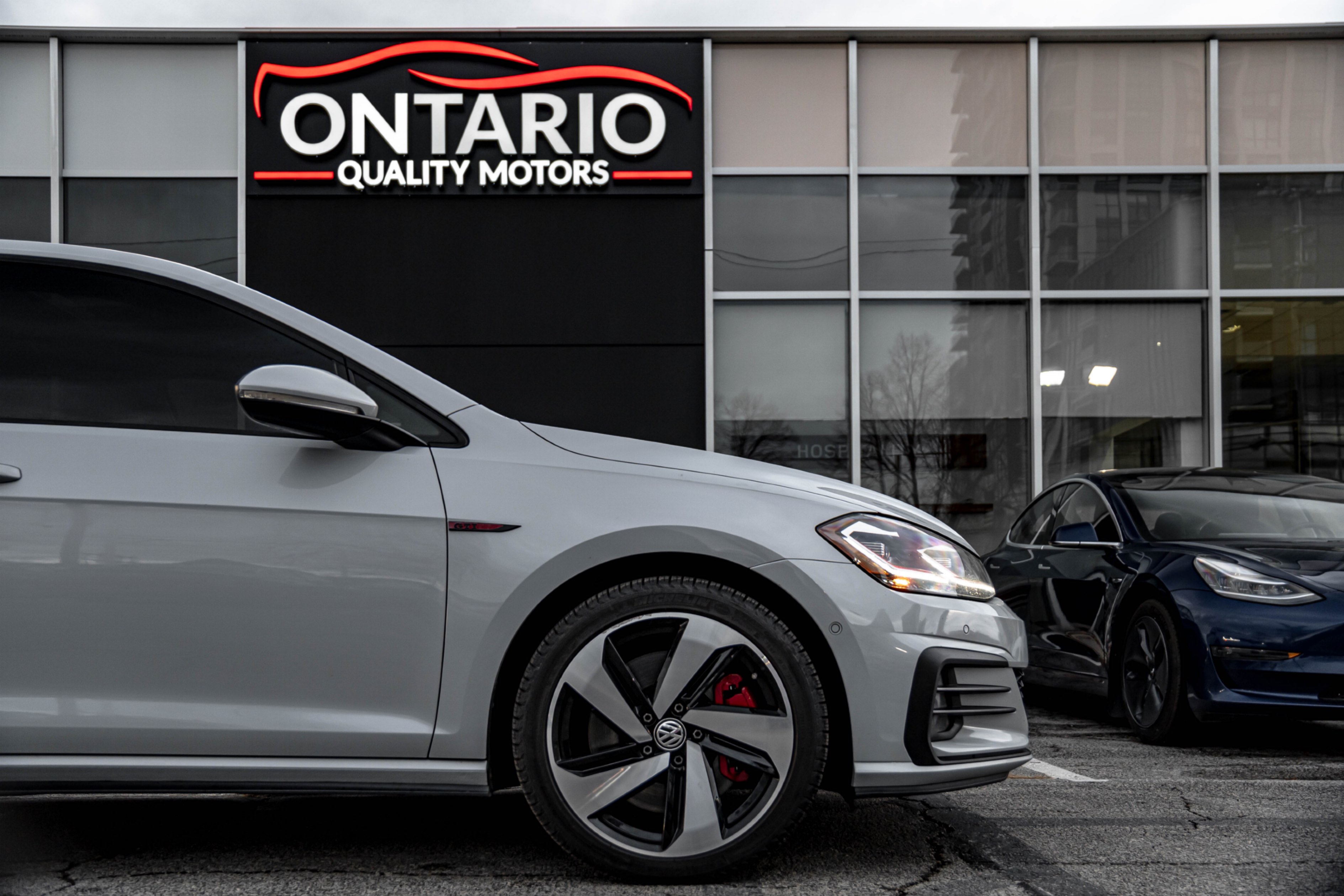 /ontarioqualitymotorsetobicoke/2018-Volkswagen-GolfGTI-002558818258413309.jpg