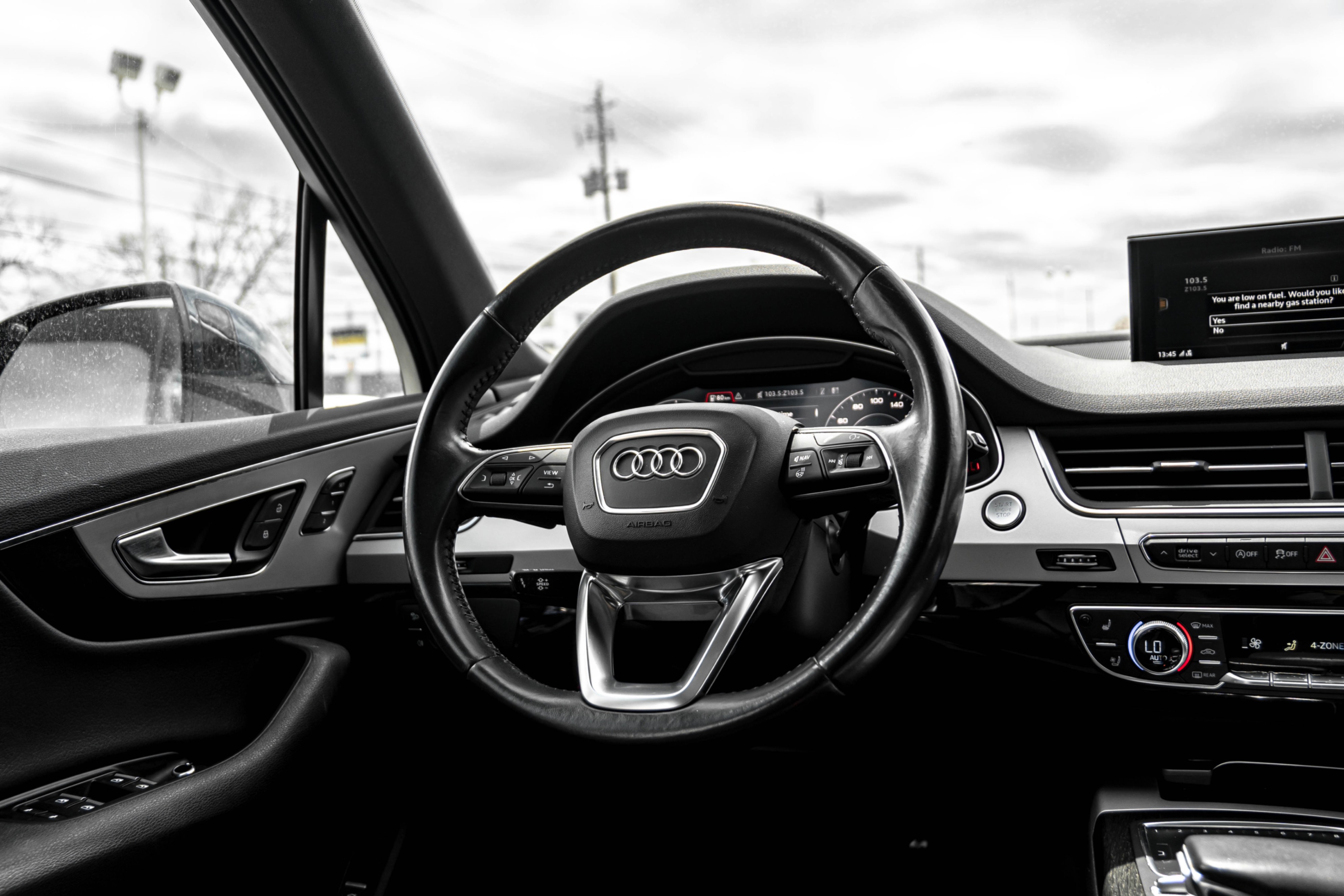 /ontarioqualitymotorsetobicoke/2019-Audi-Q7-24357217911000784.jpg