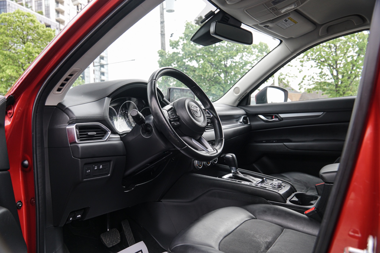 /ontarioqualitymotorsetobicoke/2019-Mazda-CX-5-1729396225681219.jpg
