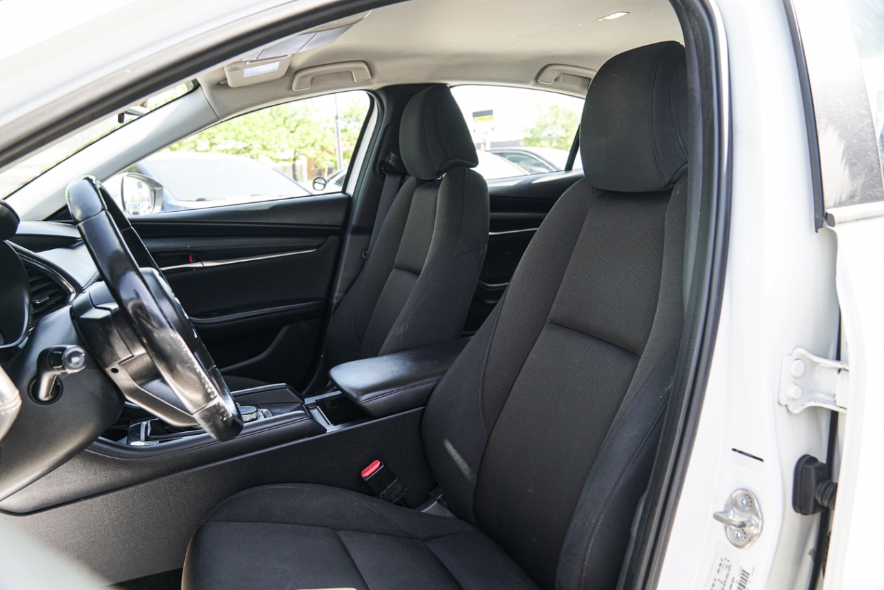 /ontarioqualitymotorsetobicoke/2019-Mazda-Mazda3-2250926081172473.jpg