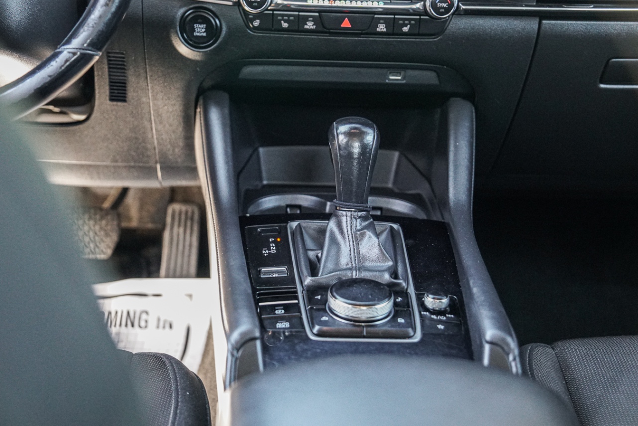 /ontarioqualitymotorsetobicoke/2019-Mazda-Mazda3-7757116302117326.jpg