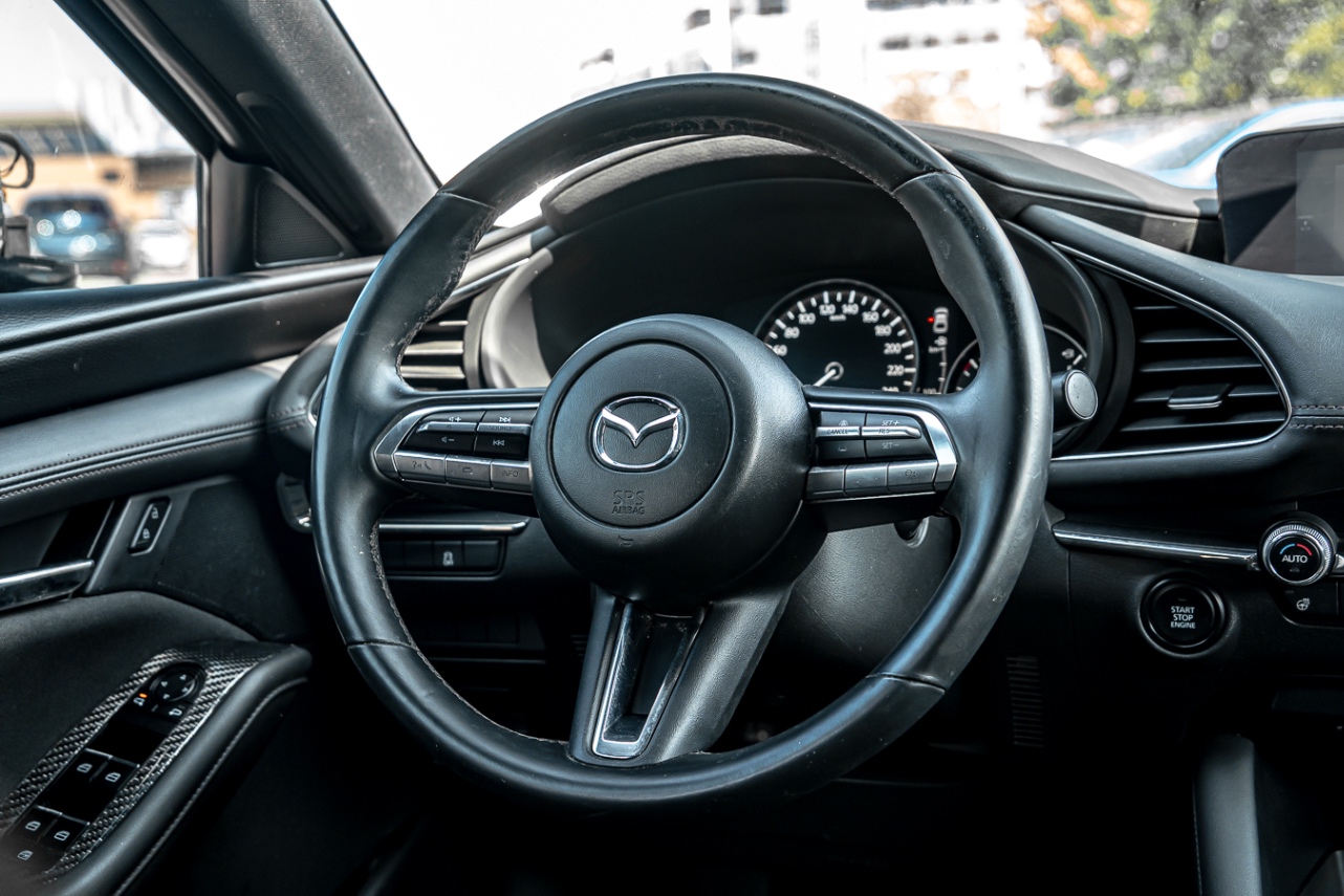 /ontarioqualitymotorsetobicoke/2019-Mazda-Mazda3Sport-31031561159828036.jpg