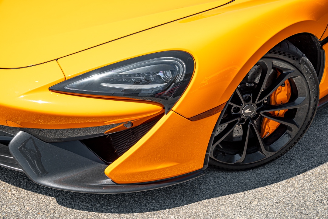 /ontarioqualitymotorsetobicoke/2019-McLaren-570S-4934999205691011.jpg