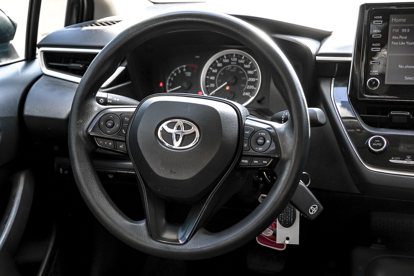 /ontarioqualitymotorsetobicoke/2021-Toyota-Corolla-8327670146744401.jpg