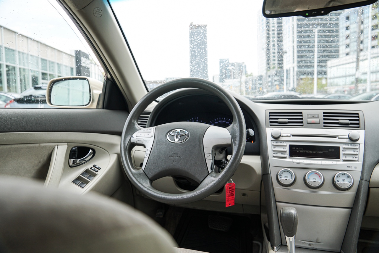 /ontarioqualitymotorsltd/2011-Toyota-Camry-12208771024189469.jpg