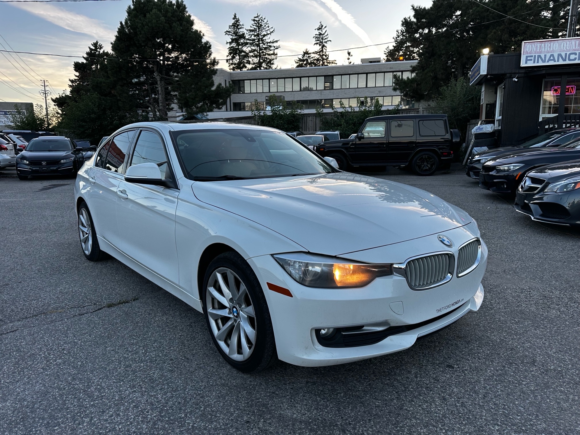 /ontarioqualitymotorsltd/2014-BMW-3Series-10960367849091712.jpg