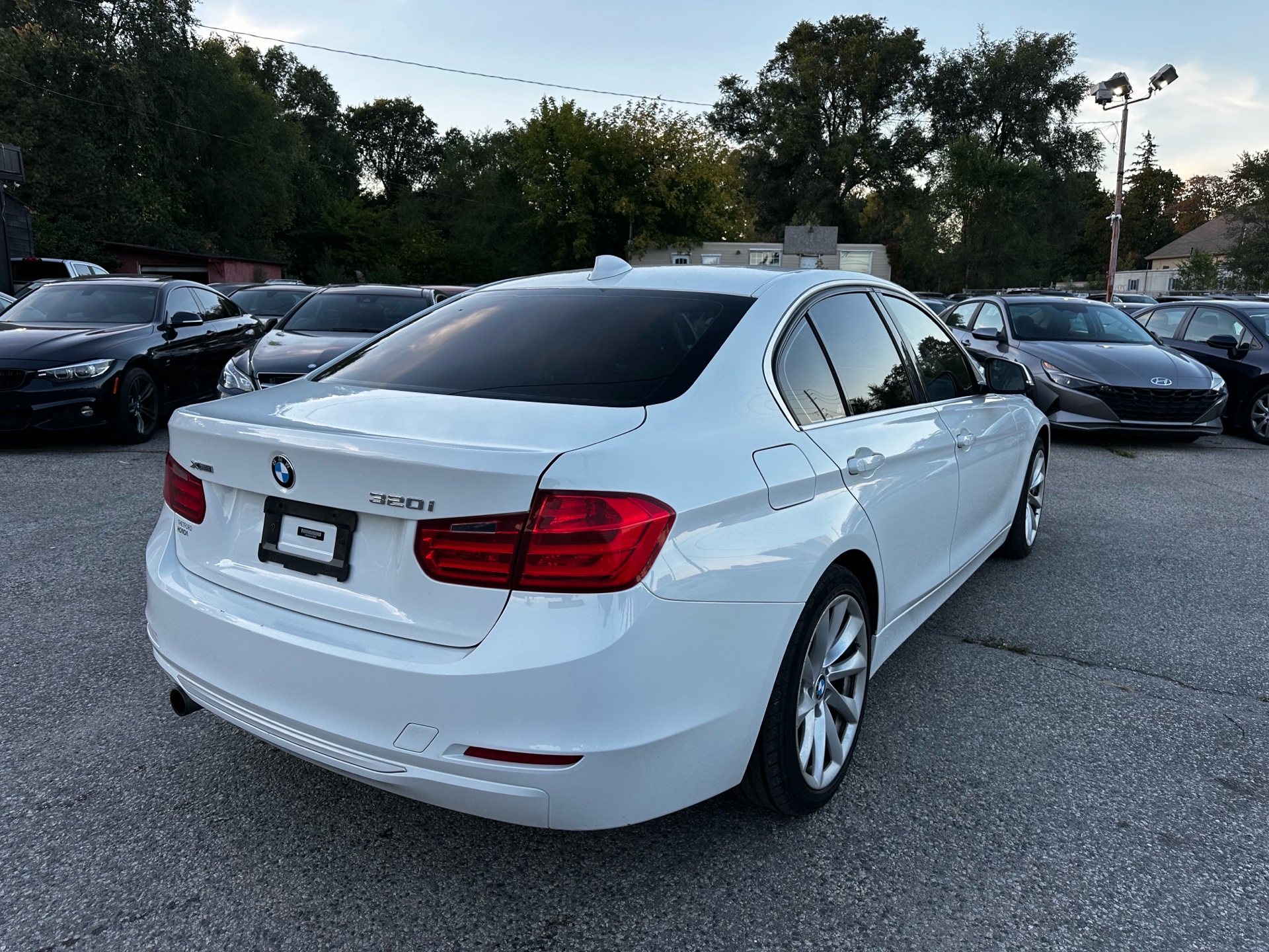 /ontarioqualitymotorsltd/2014-BMW-3Series-14601836571523563.jpg