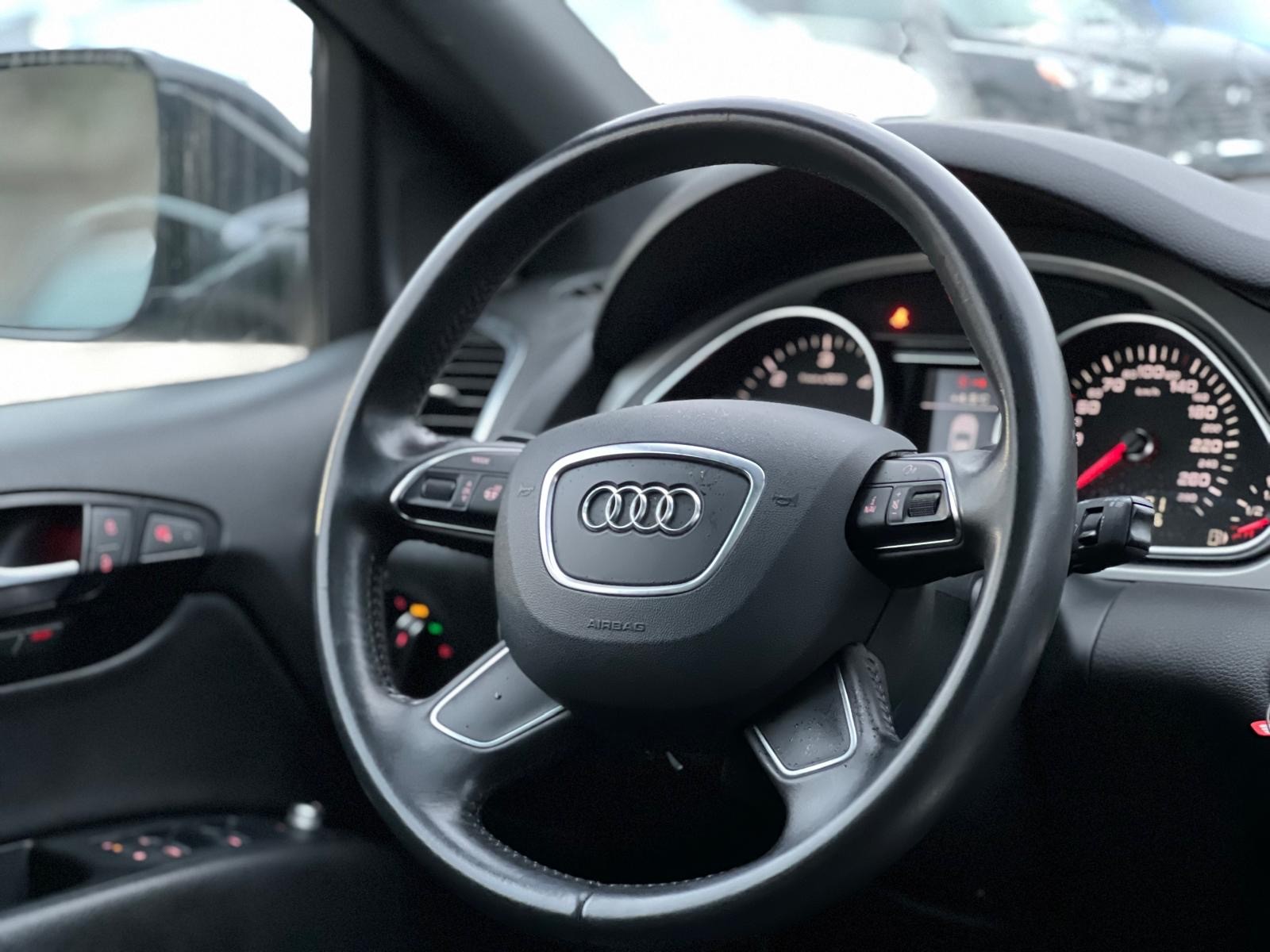 /ontarioqualitymotorsltd/2015-Audi-Q7-128788089644434.jpg