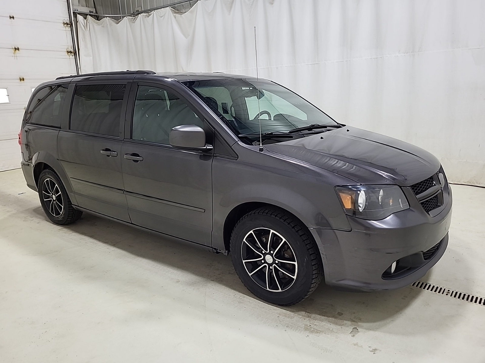 /ontarioqualitymotorsltd/2017-Dodge-GrandCaravan-5424251629861241.jpg