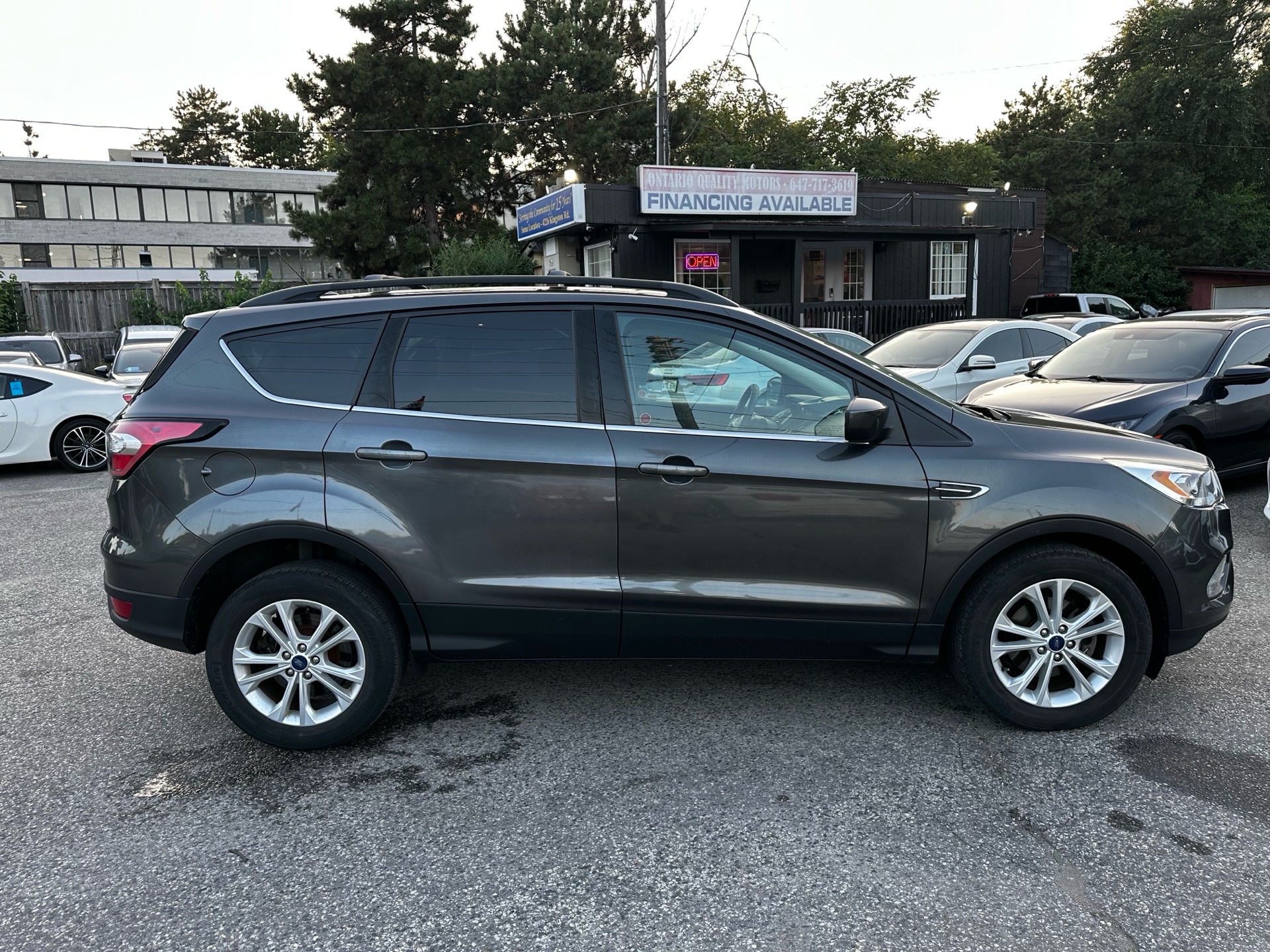 /ontarioqualitymotorsltd/2017-Ford-Escape-6429679559164654.jpg