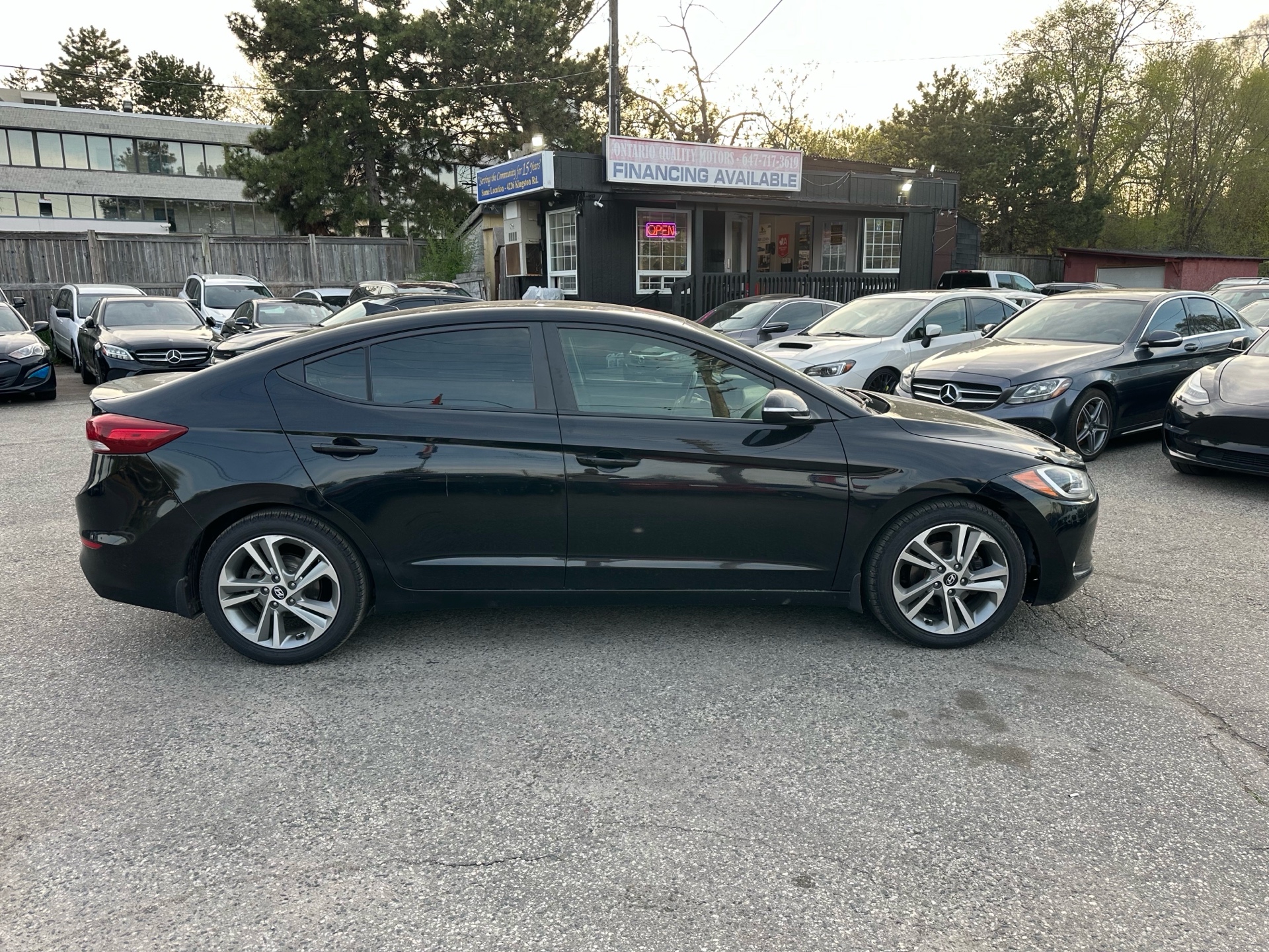 /ontarioqualitymotorsltd/2017-Hyundai-Elantra-31599194033057043.jpg