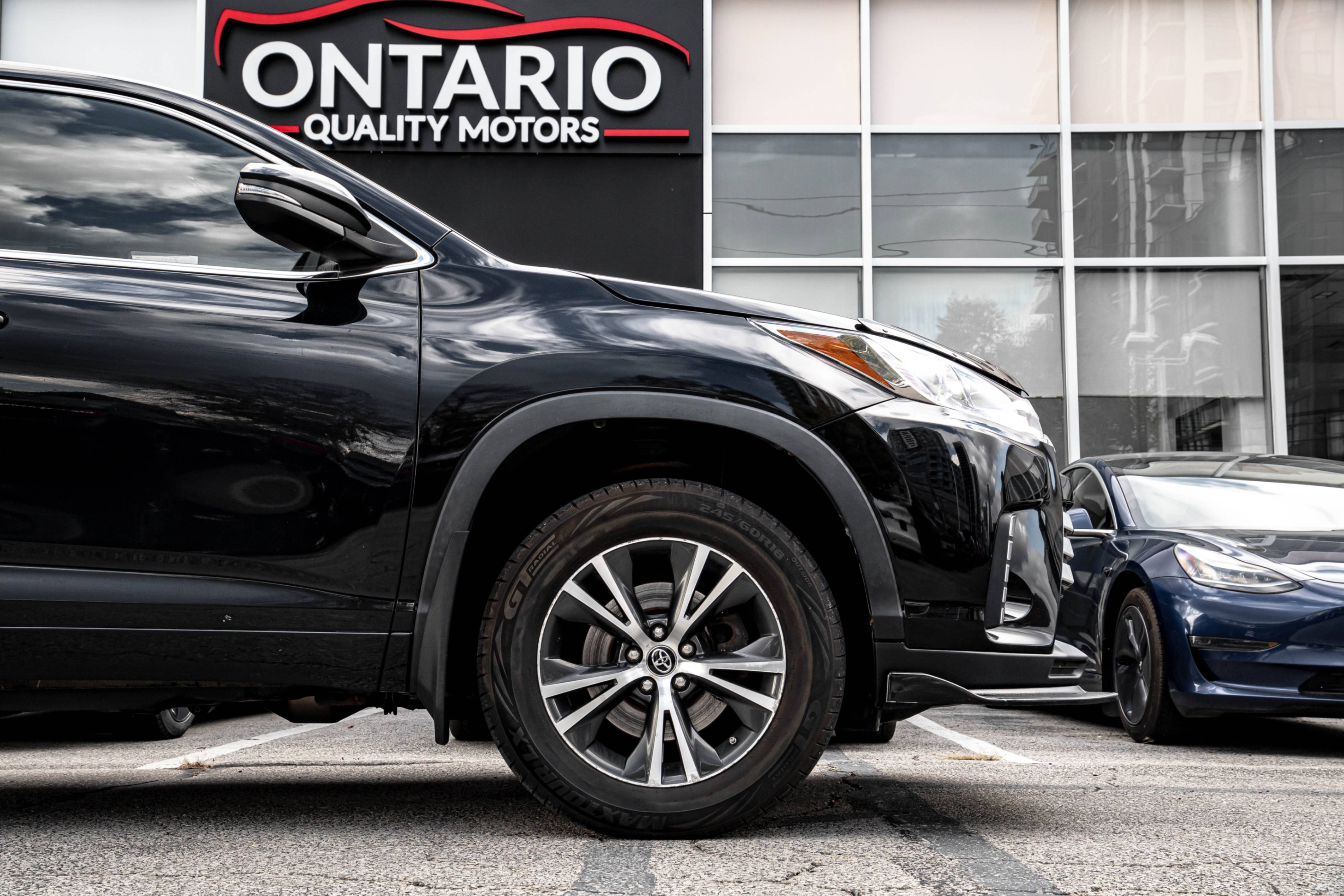 /ontarioqualitymotorsltd/2017-Toyota-Highlander-5009406274492623.jpg